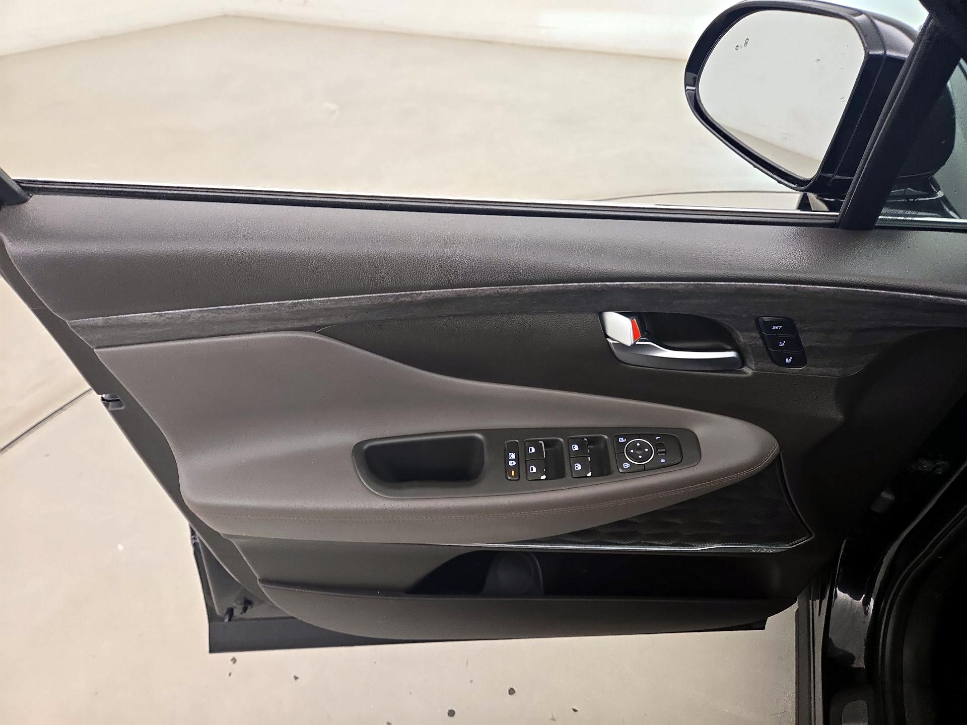 Thumbnail: 2020 Hyundai Santa Fe - 12