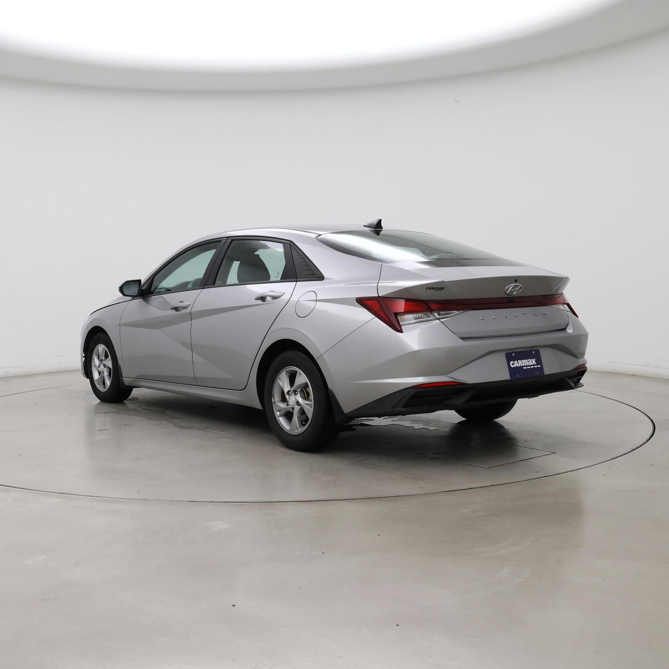 Thumbnail: 2022 Hyundai Elantra - 2
