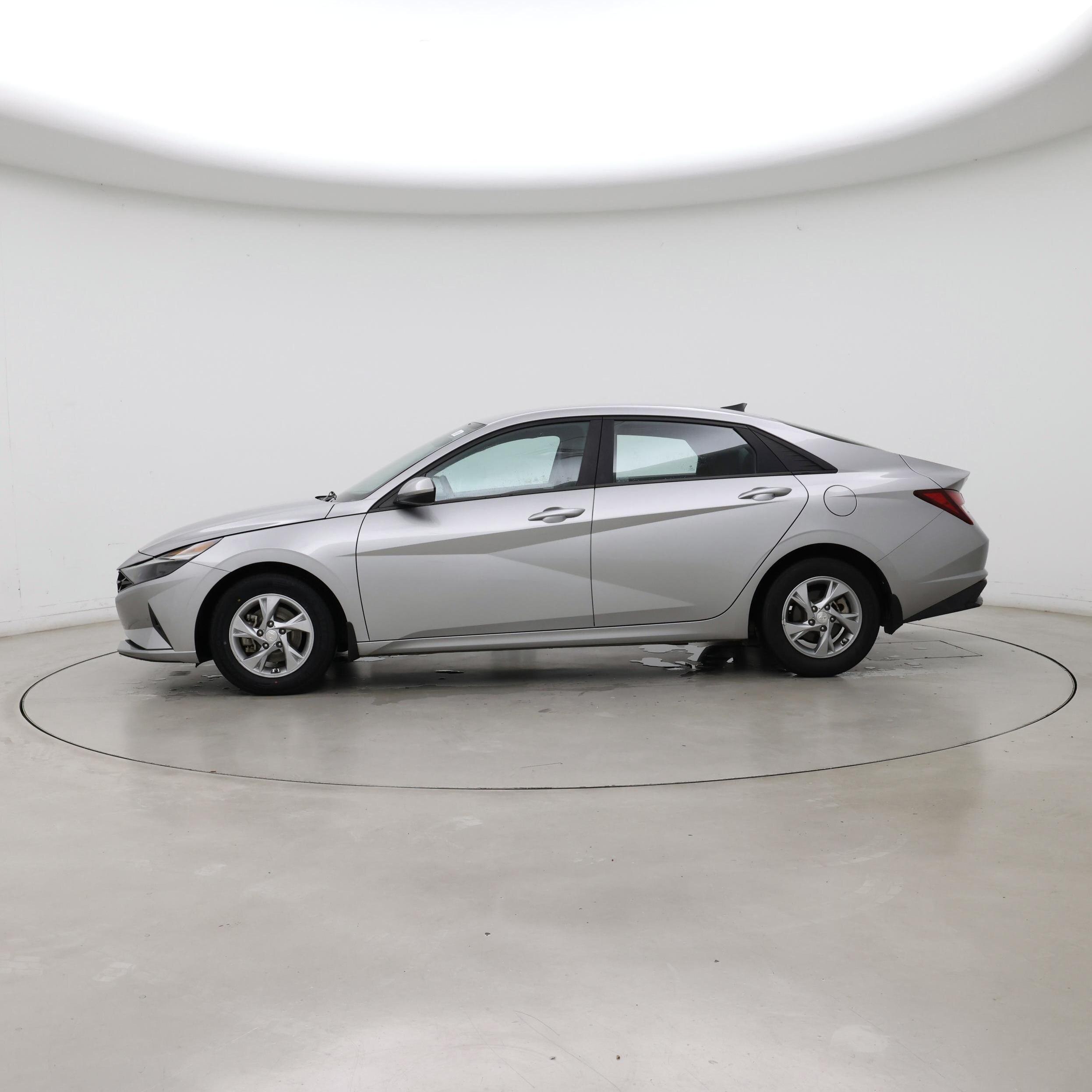 Thumbnail: 2022 Hyundai Elantra - 3