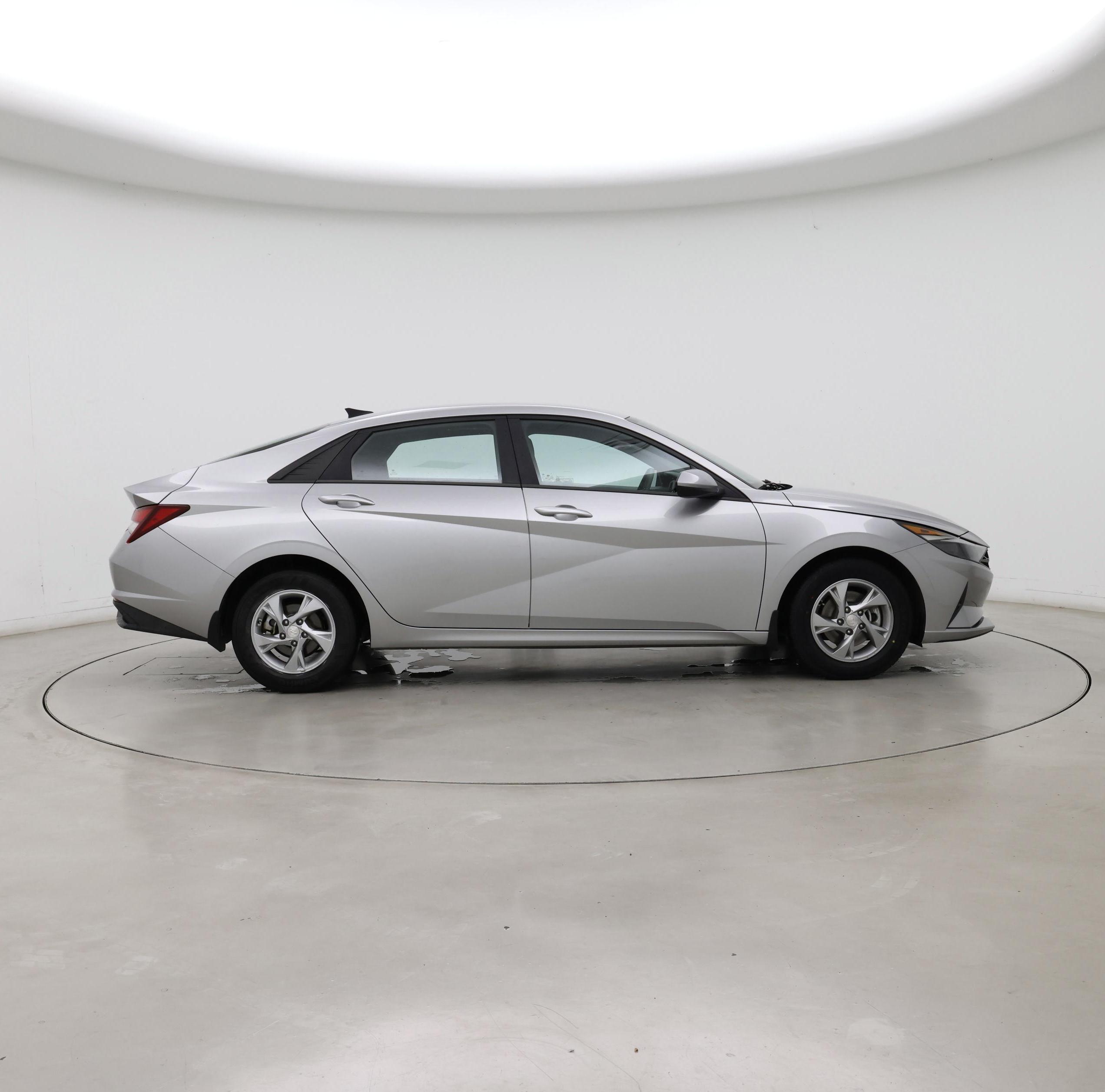 Thumbnail: 2022 Hyundai Elantra - 7