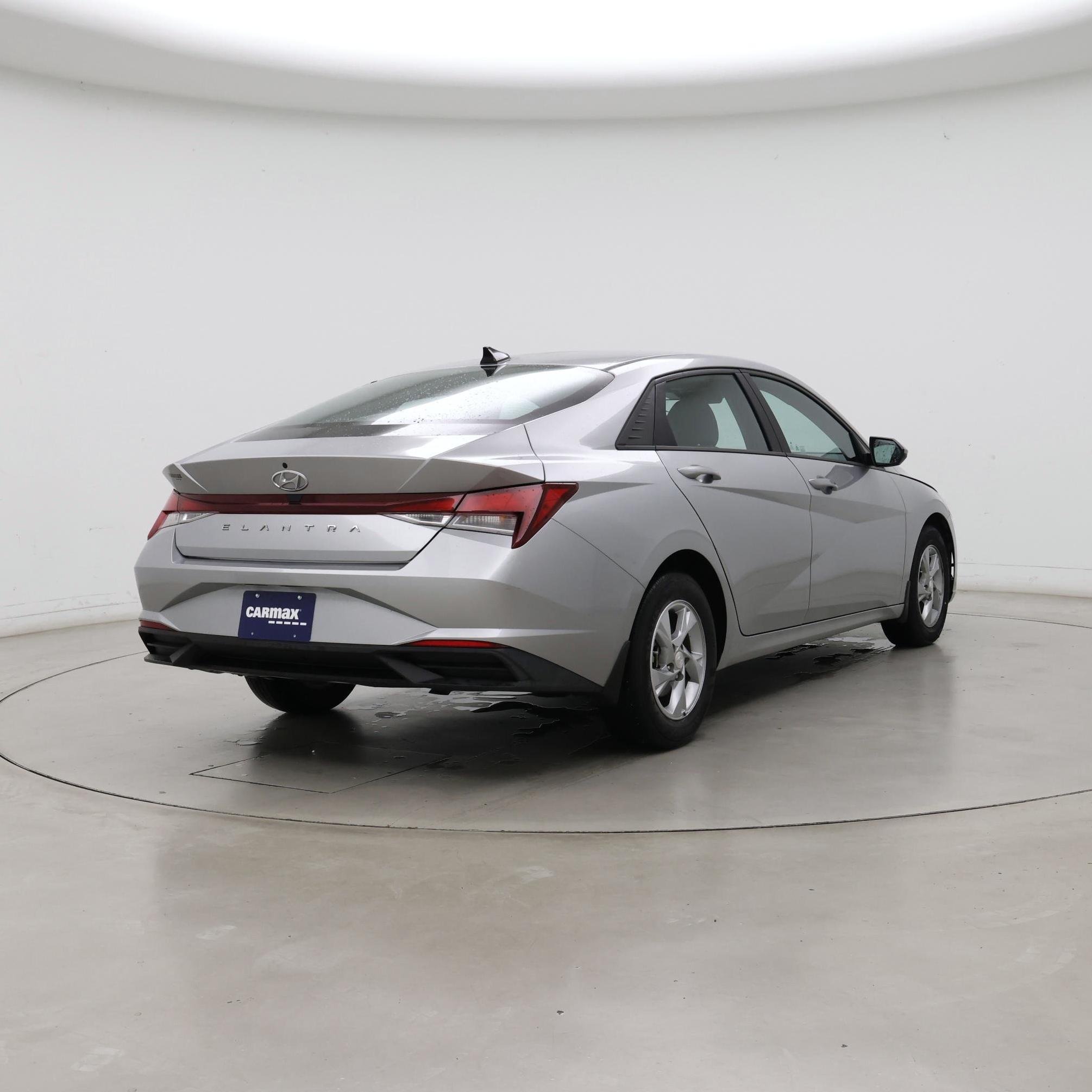 Thumbnail: 2022 Hyundai Elantra - 8