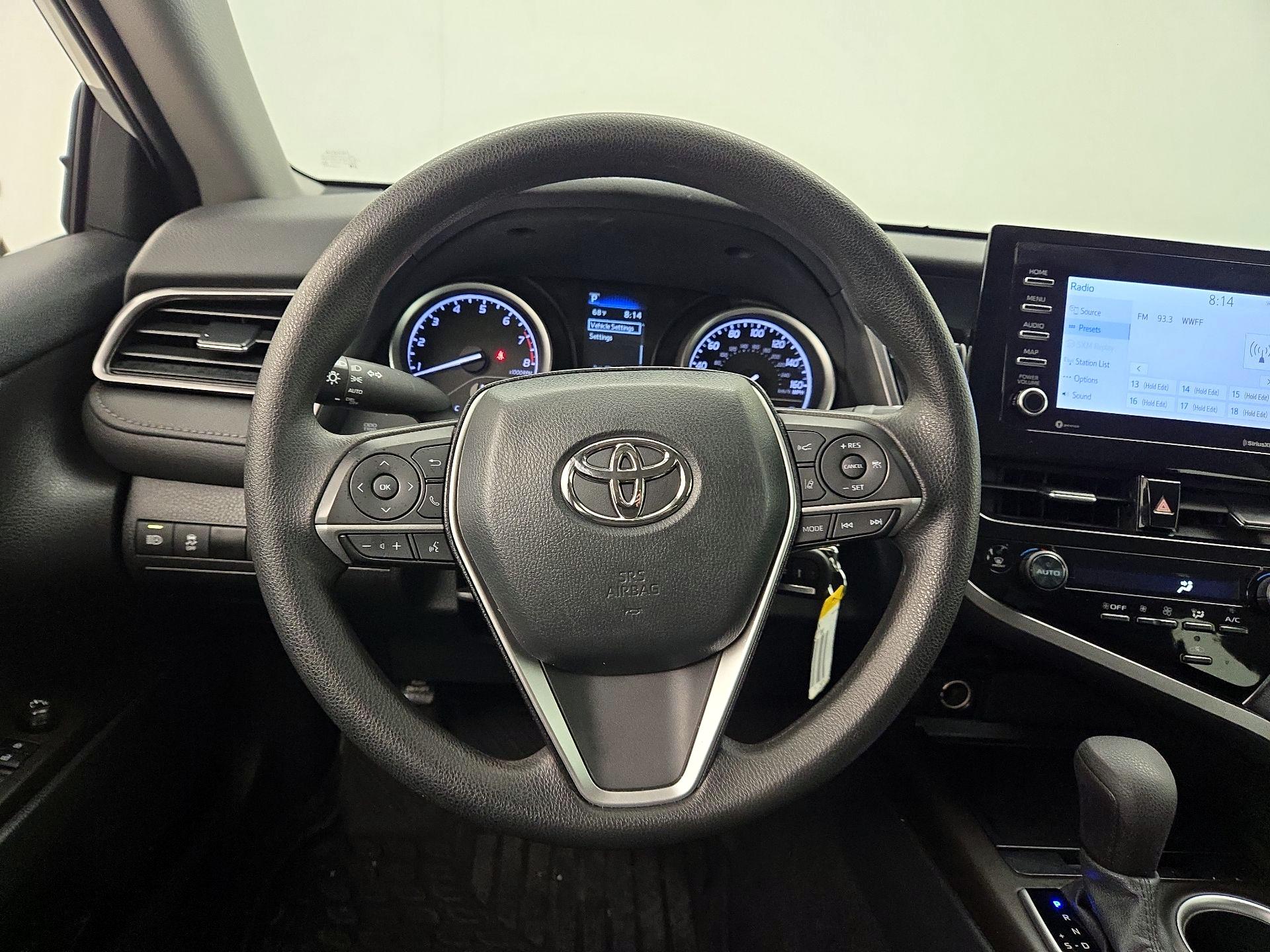 Thumbnail: 2023 Toyota Camry - 10