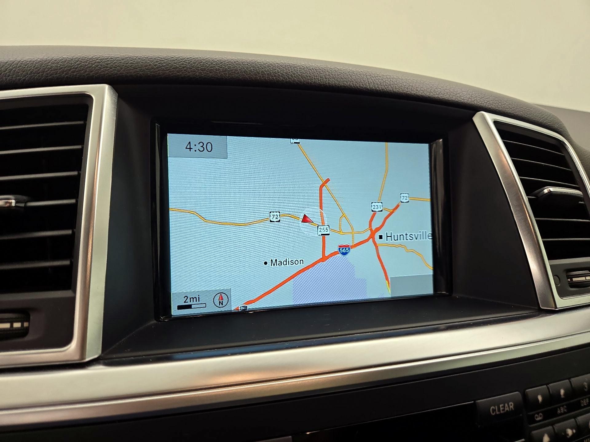 Thumbnail: 2015 Mercedes-Benz M-Class - 14