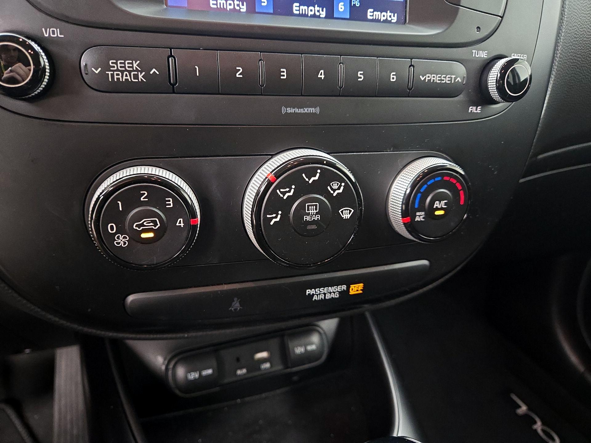 Thumbnail: 2018 Kia Soul - 15