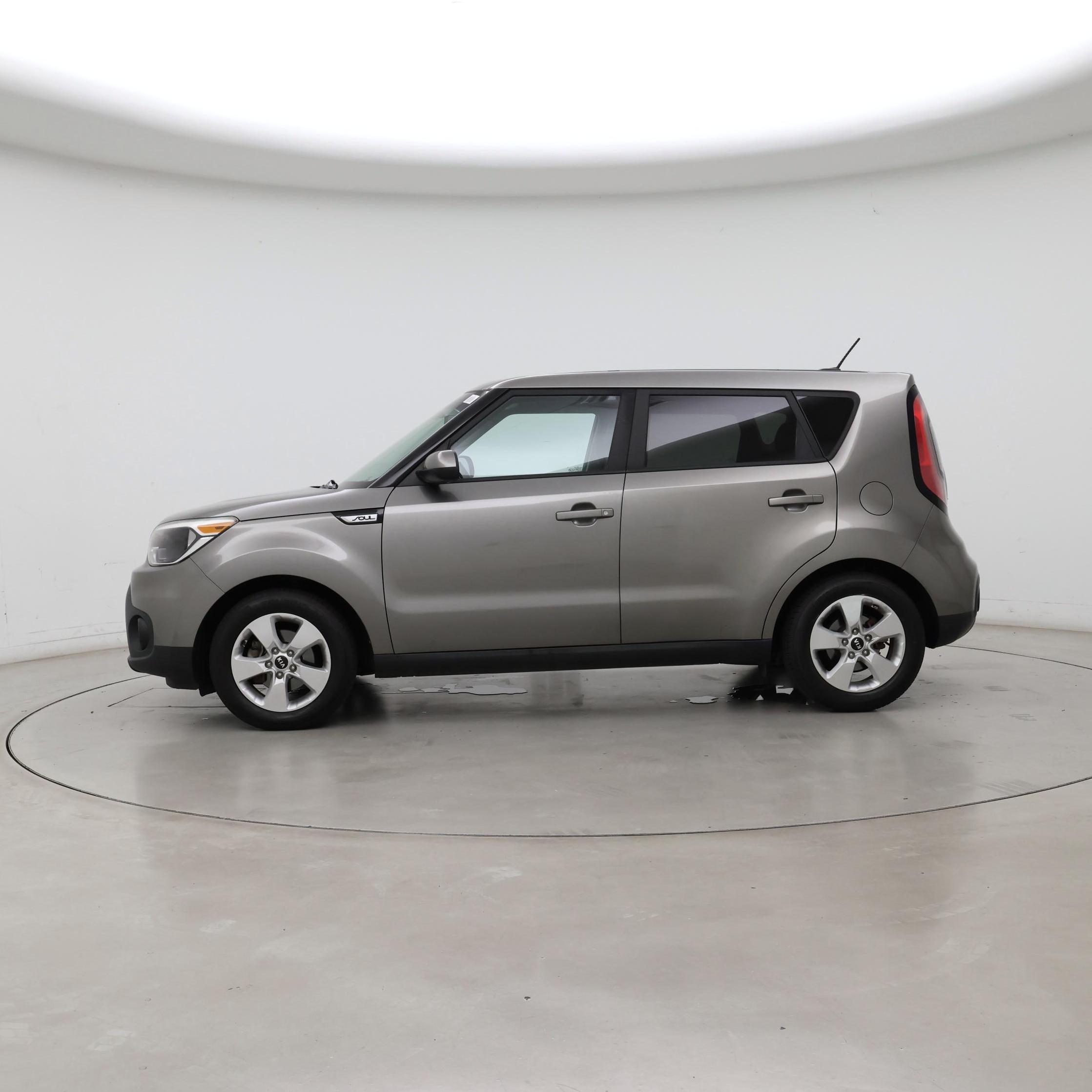 Thumbnail: 2018 Kia Soul - 3