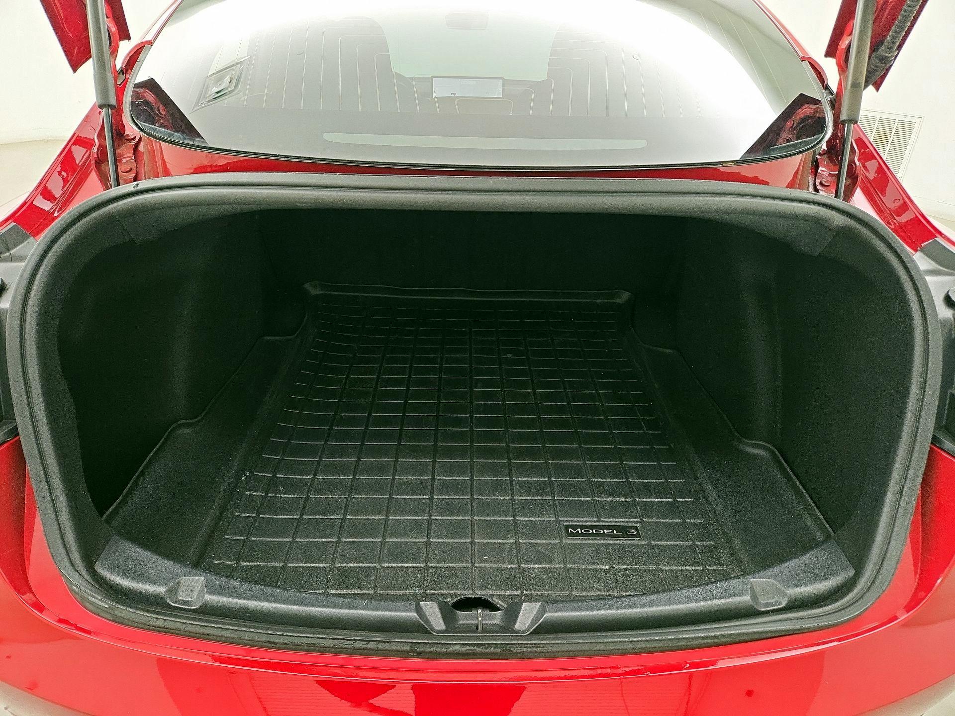 Thumbnail: 2020 Tesla Model 3 - 19