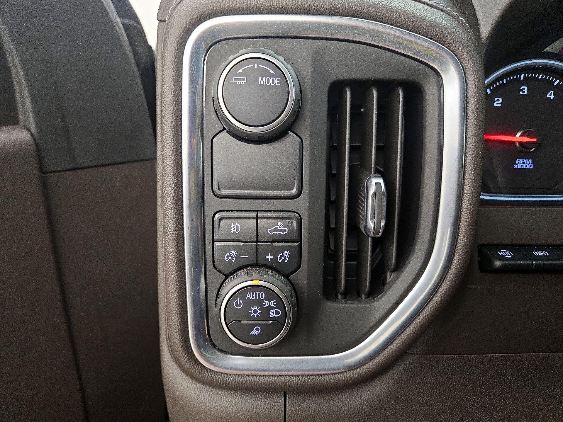 Thumbnail: 2020 Chevrolet Silverado 2500 - 13
