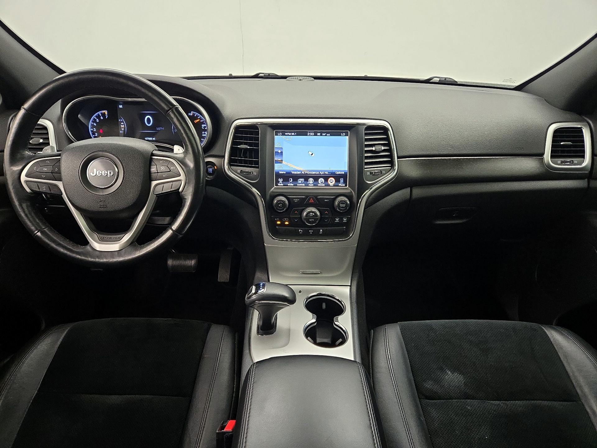 Thumbnail: 2015 Jeep Grand Cherokee - 9