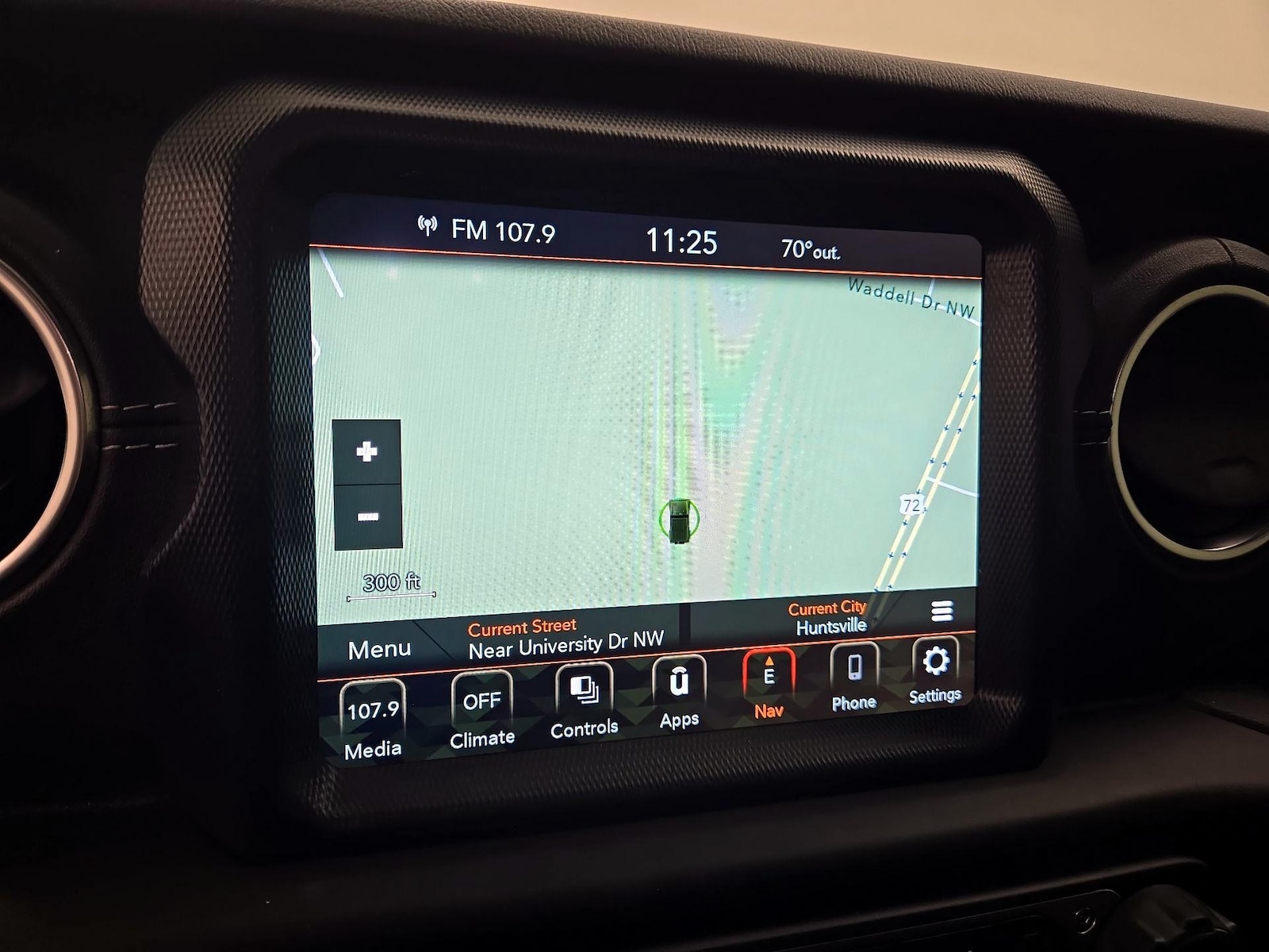 2021 Jeep Wrangler Unlimited Sahara 4XE - Photo 15
