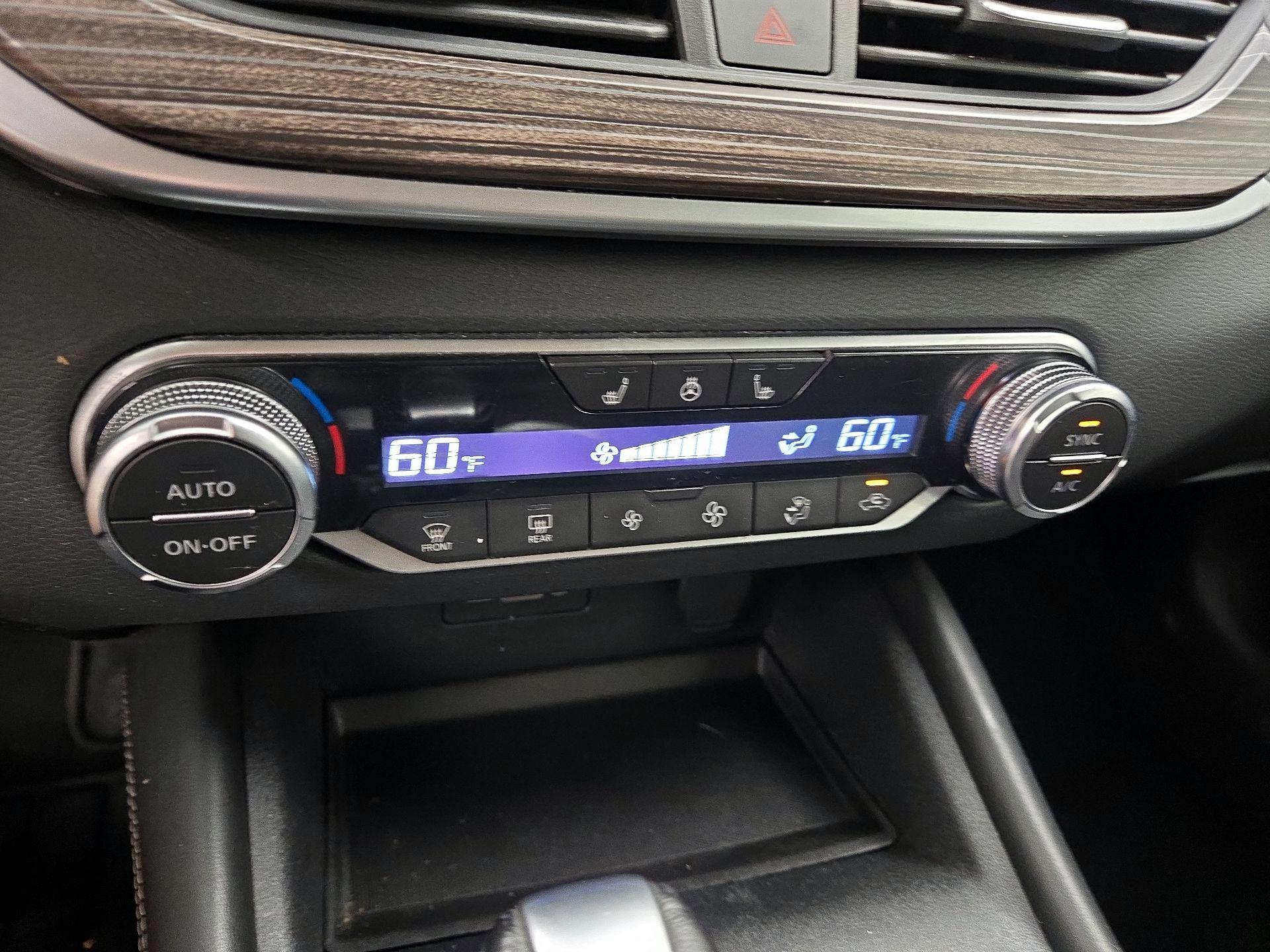 Thumbnail: 2019 Nissan Altima - 17