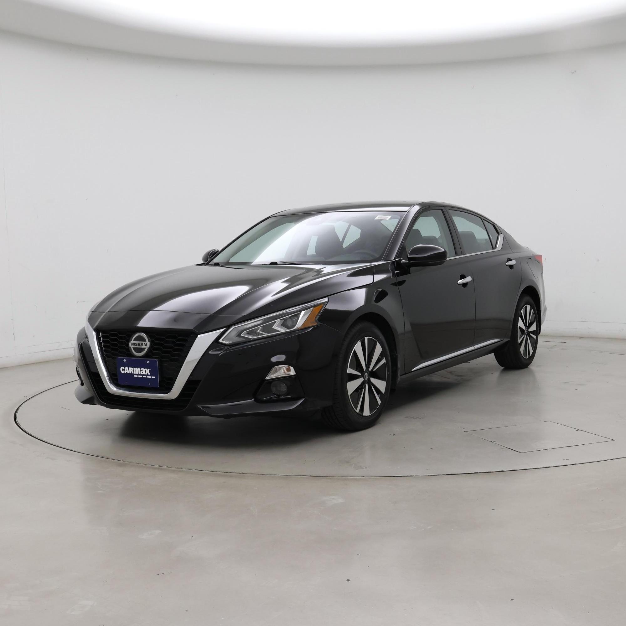 Thumbnail: 2019 Nissan Altima - 4