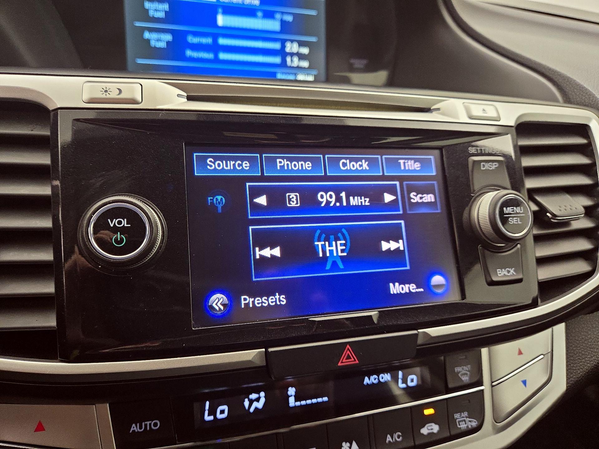 Thumbnail: 2015 Honda Accord - 15