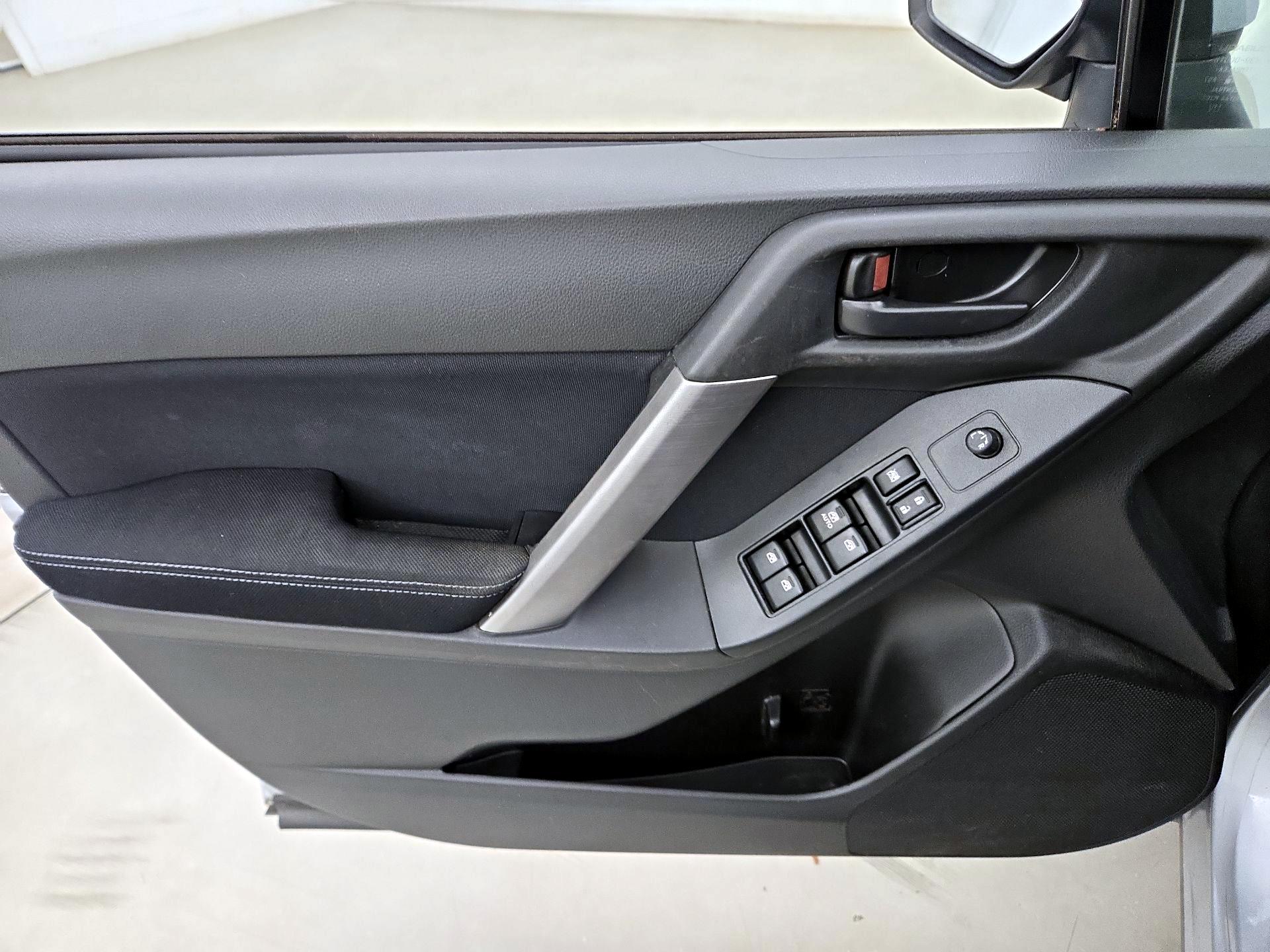 Thumbnail: 2014 Subaru Forester - 12