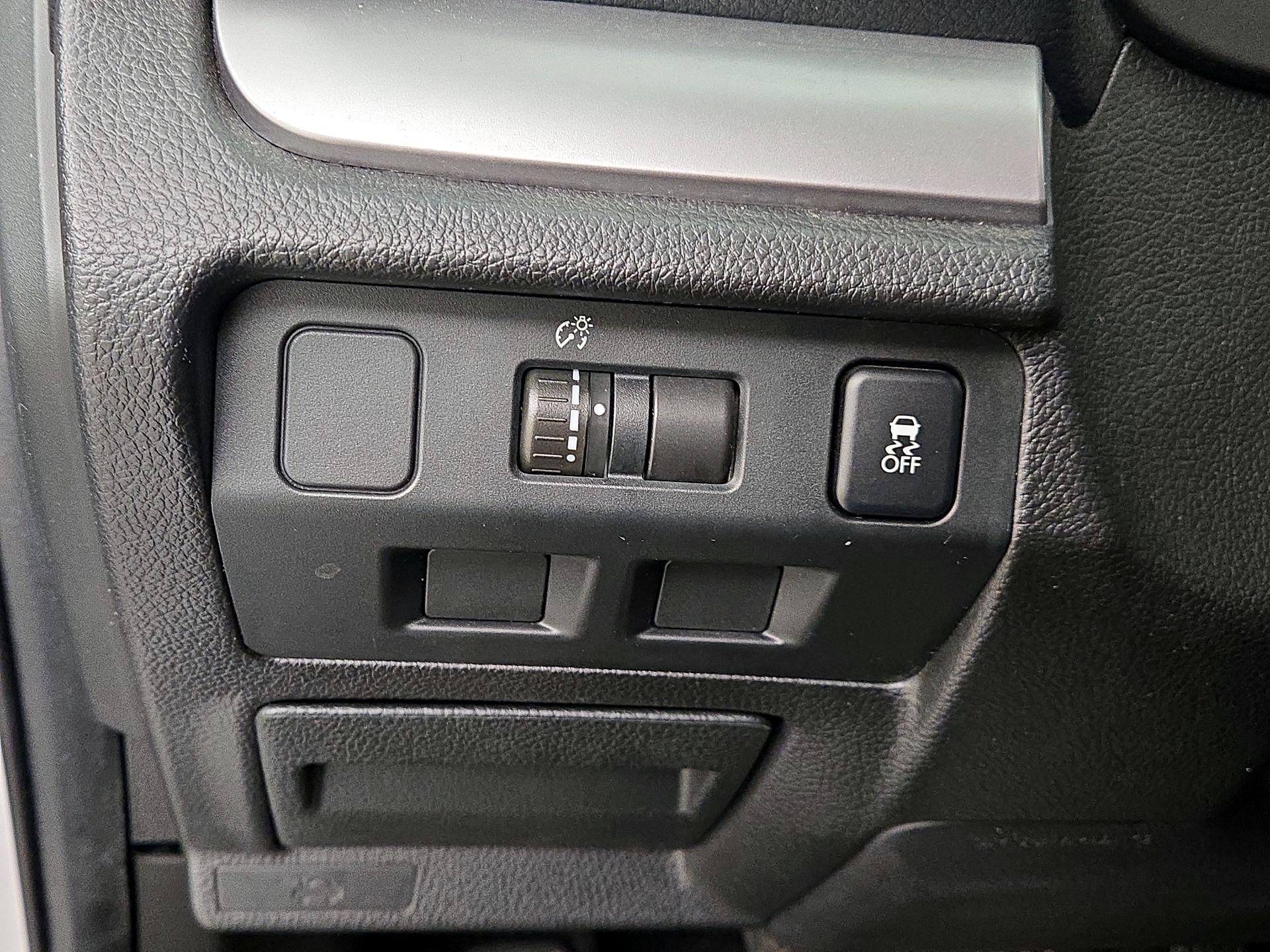 Thumbnail: 2014 Subaru Forester - 13