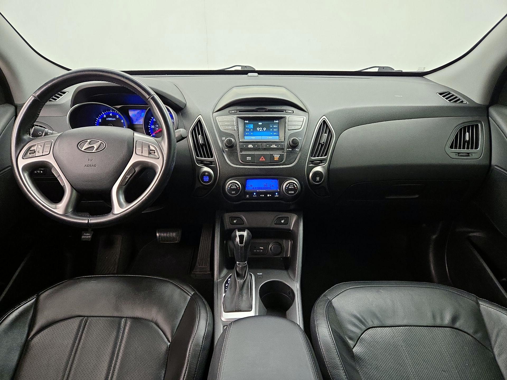 Thumbnail: 2015 Hyundai Tucson - 9