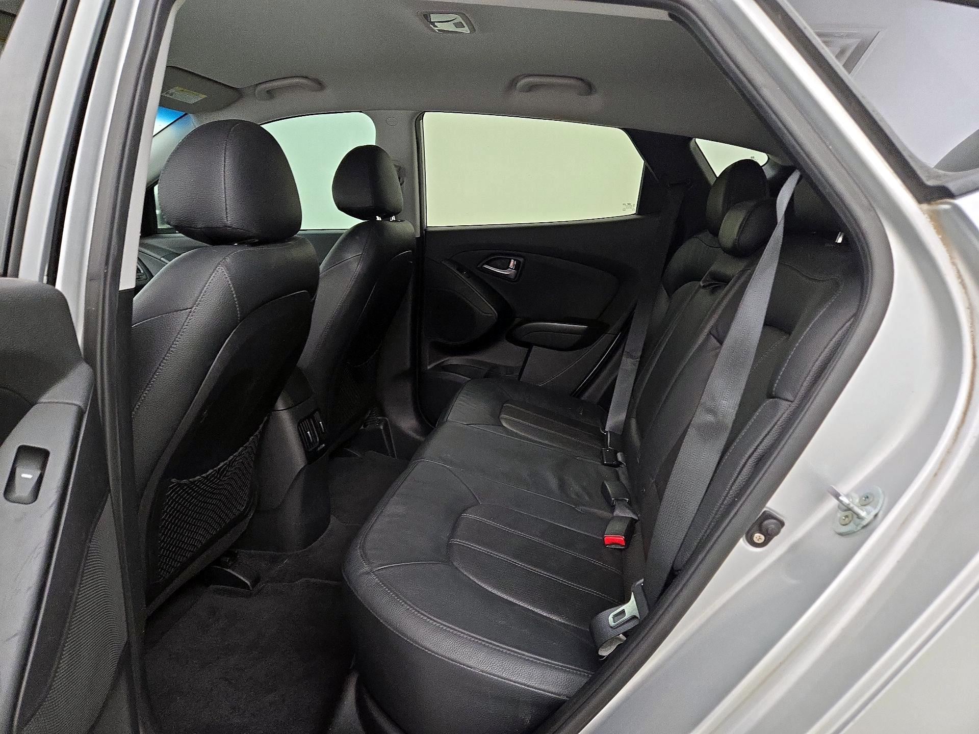 Thumbnail: 2015 Hyundai Tucson - 19