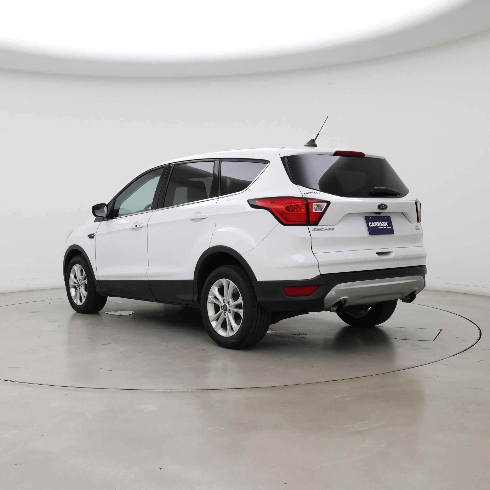 Thumbnail: 2019 Ford Escape - 2