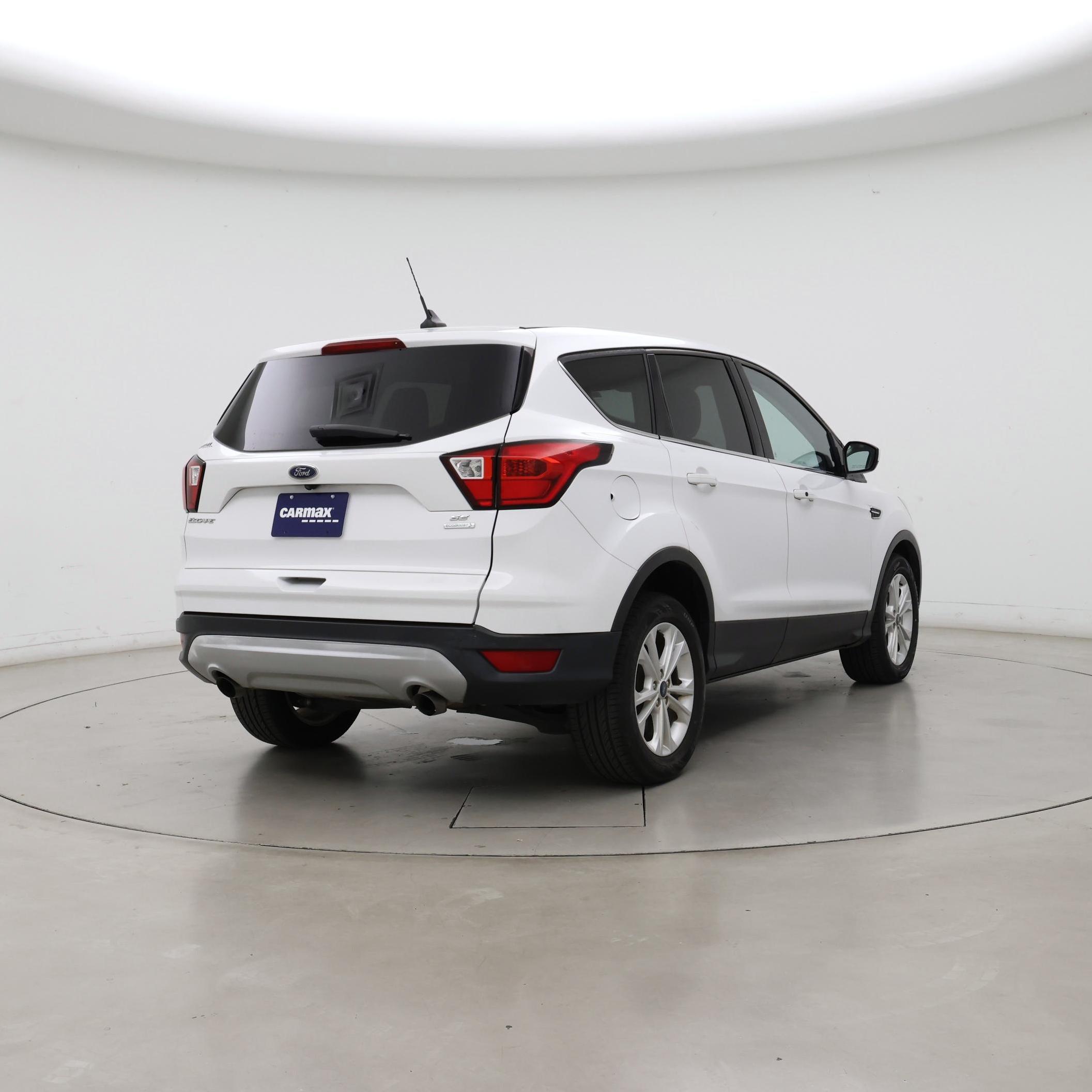 Thumbnail: 2019 Ford Escape - 8