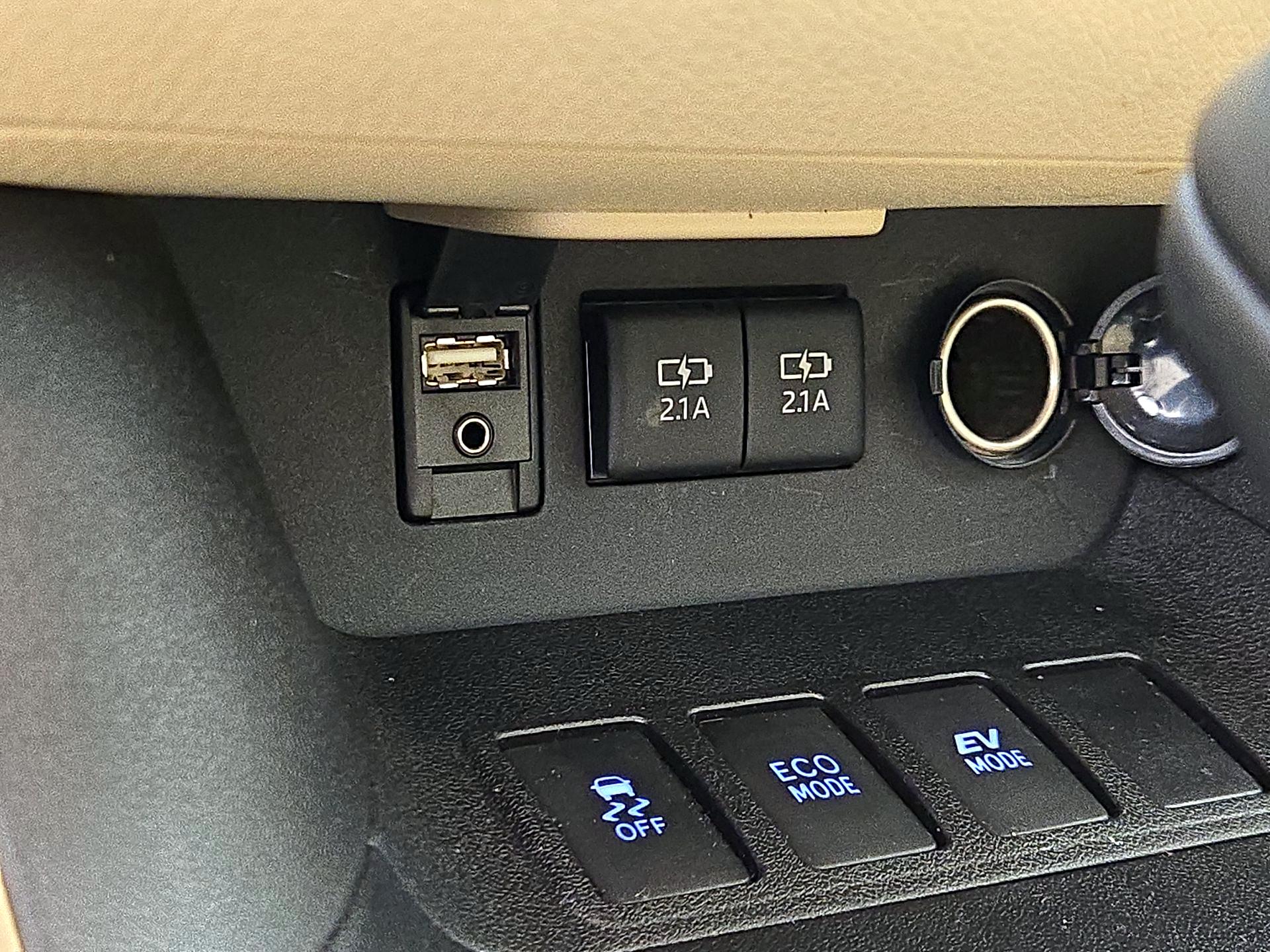 Thumbnail: 2018 Toyota Highlander - 18
