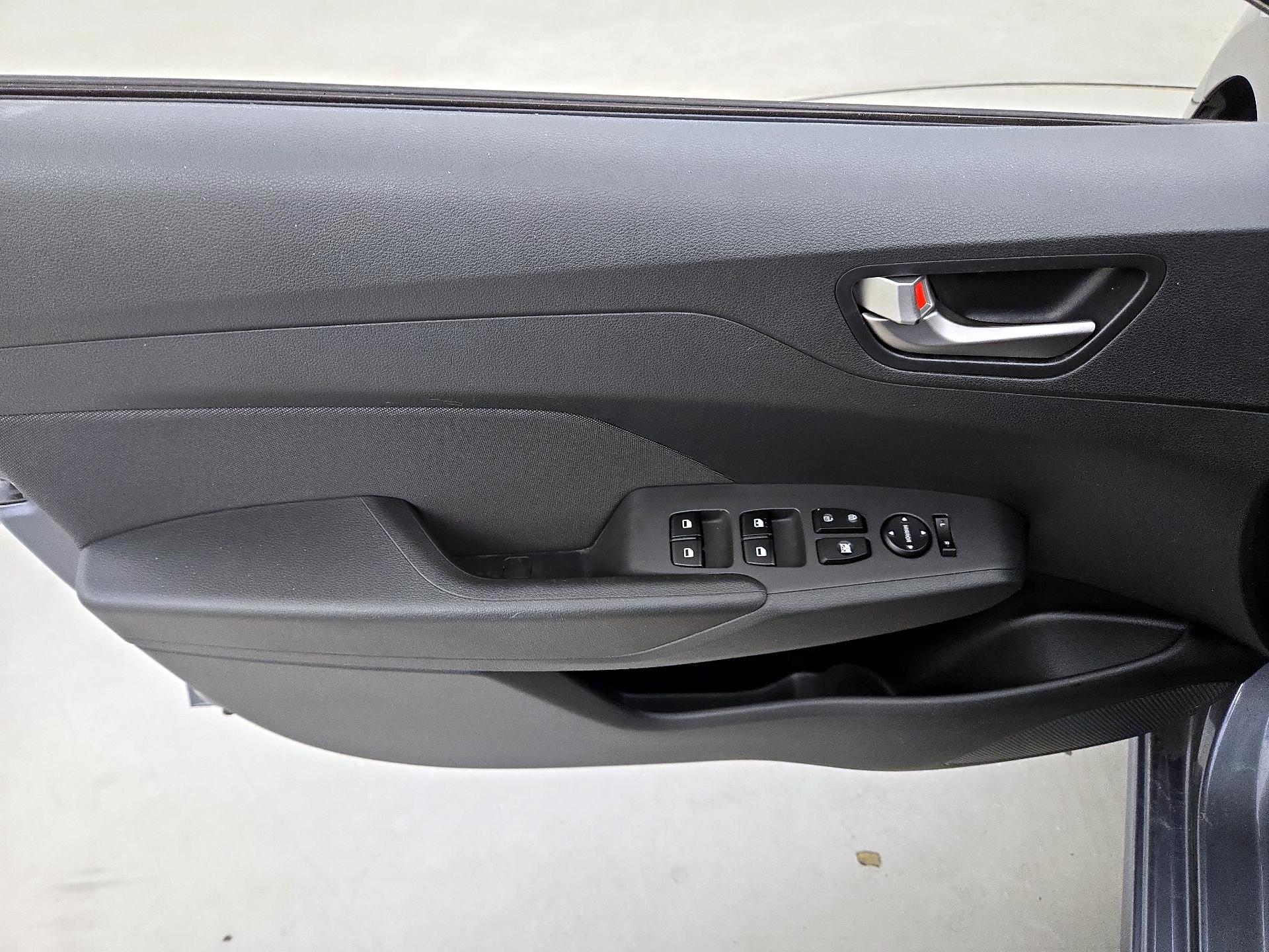 Thumbnail: 2019 Hyundai Accent - 12