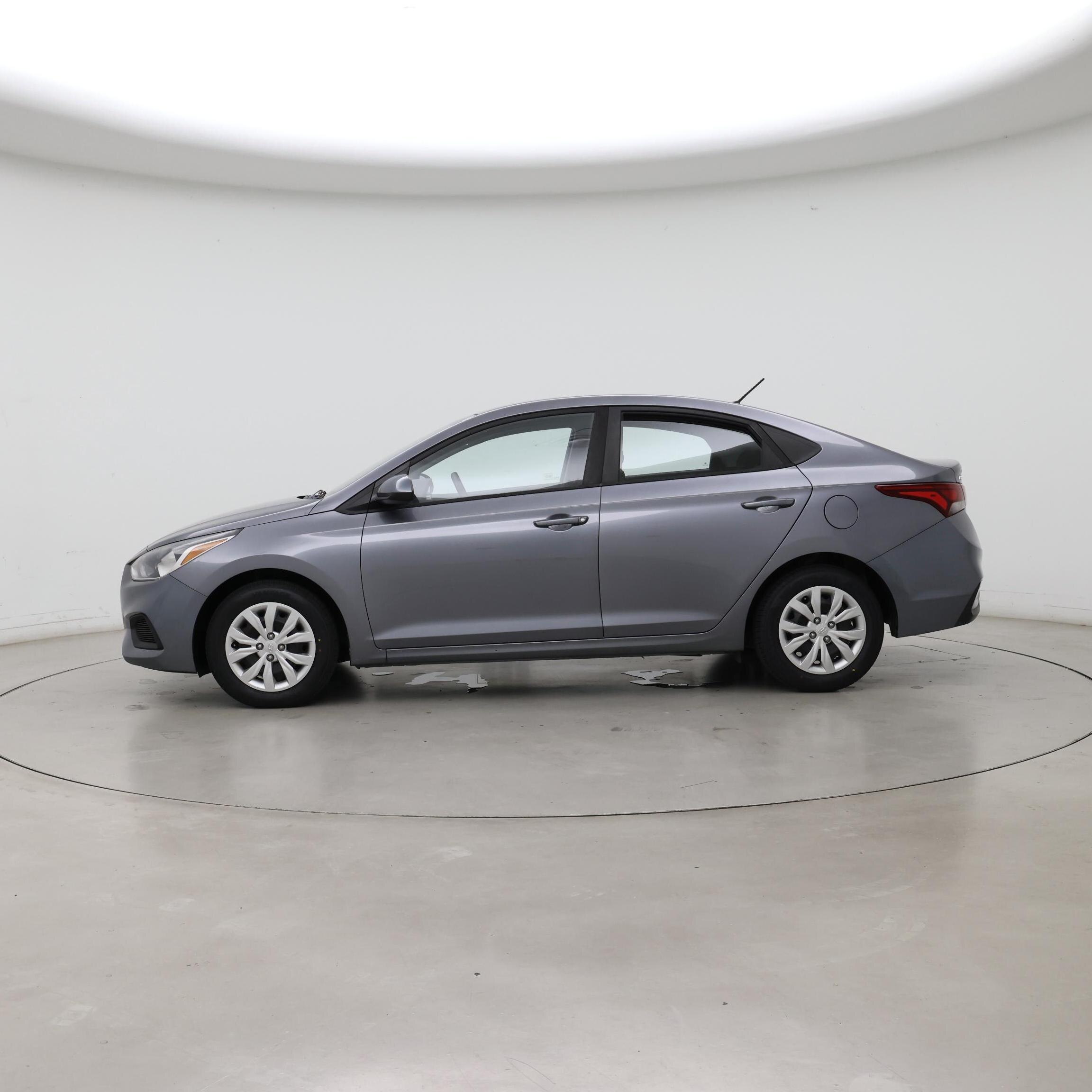 Thumbnail: 2019 Hyundai Accent - 3