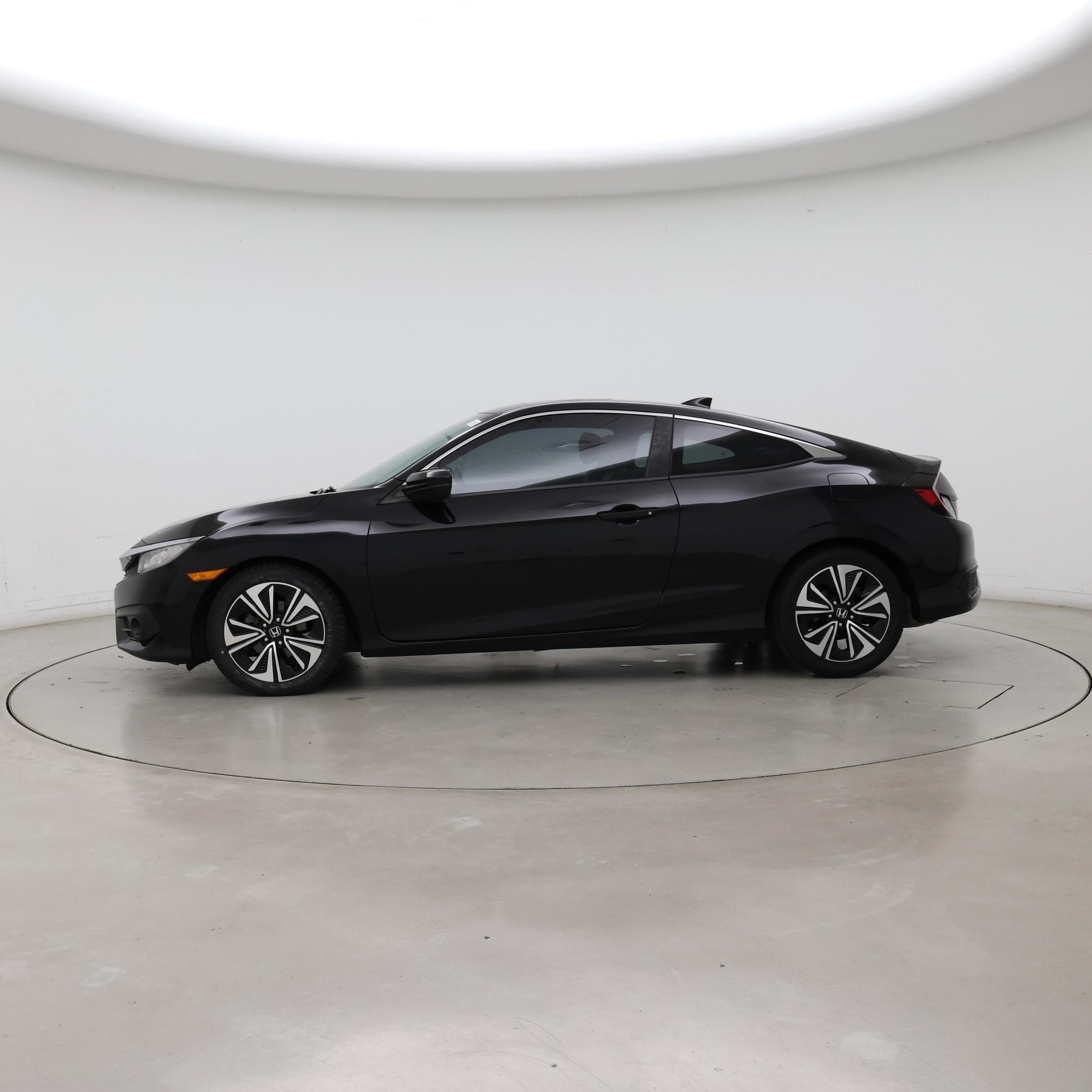 Thumbnail: 2016 Honda Civic - 3