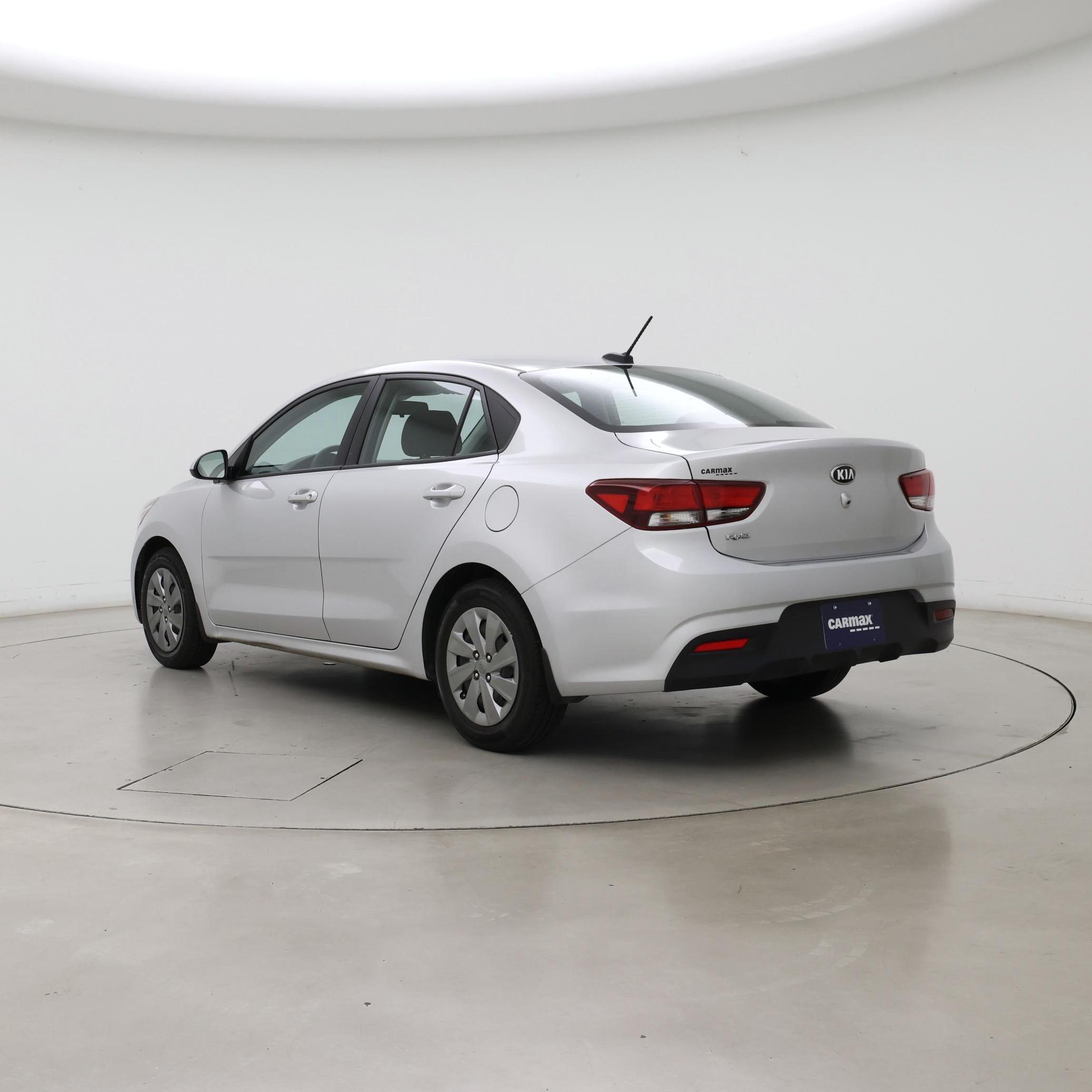 Thumbnail: 2020 Kia Rio - 2