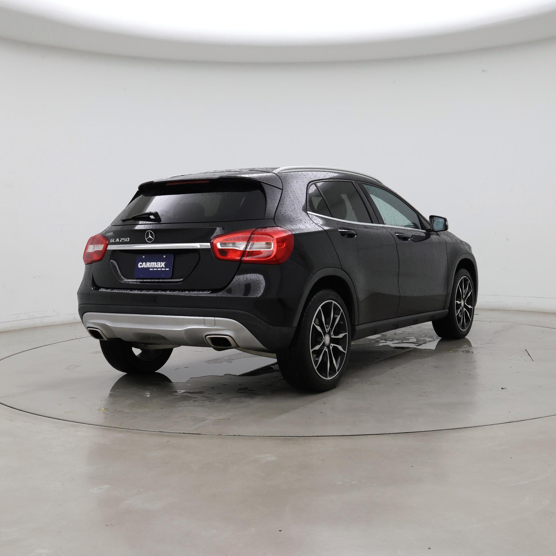 Thumbnail: 2017 Mercedes-Benz GLA - 8