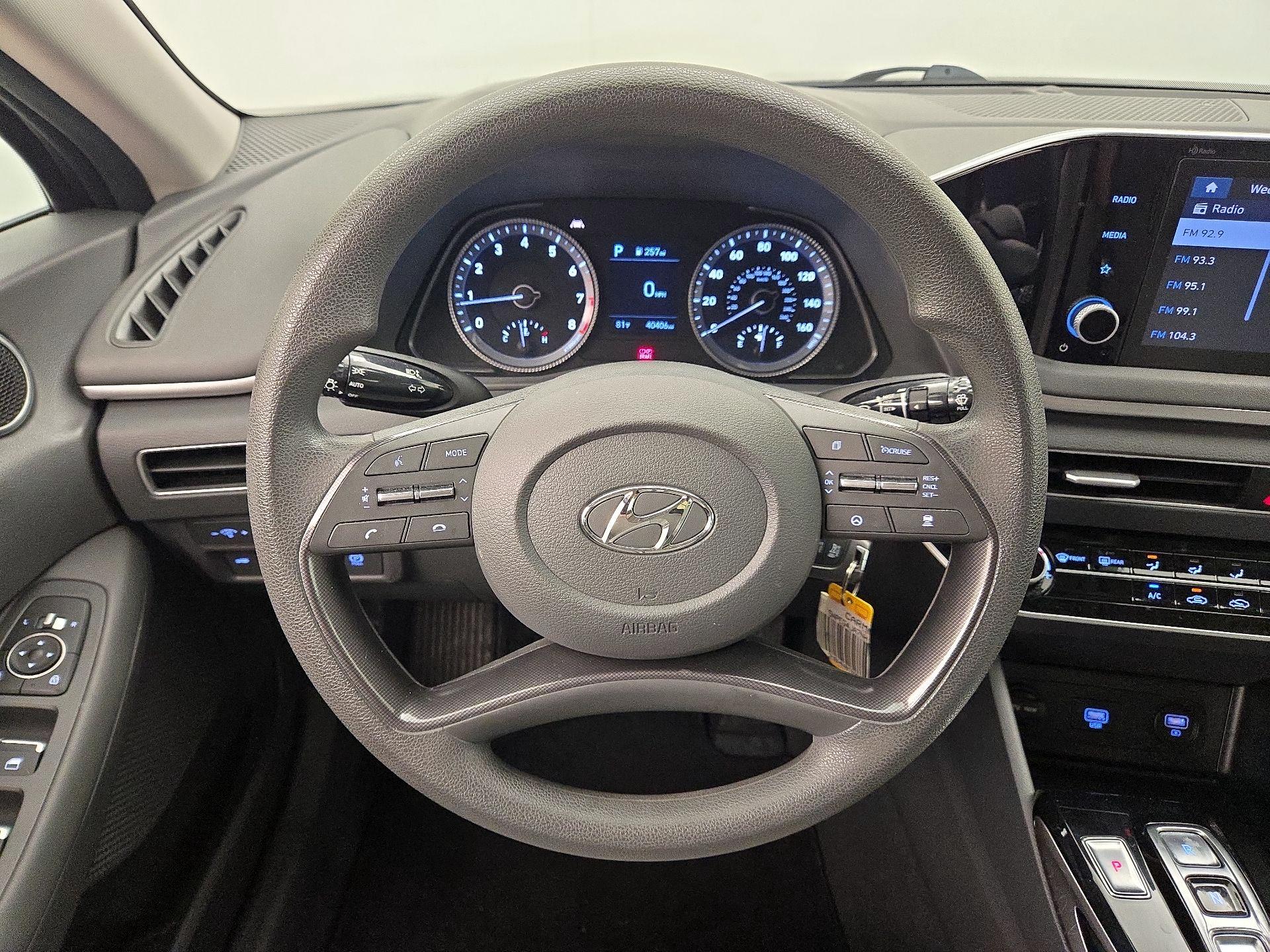 Thumbnail: 2022 Hyundai Sonata - 10