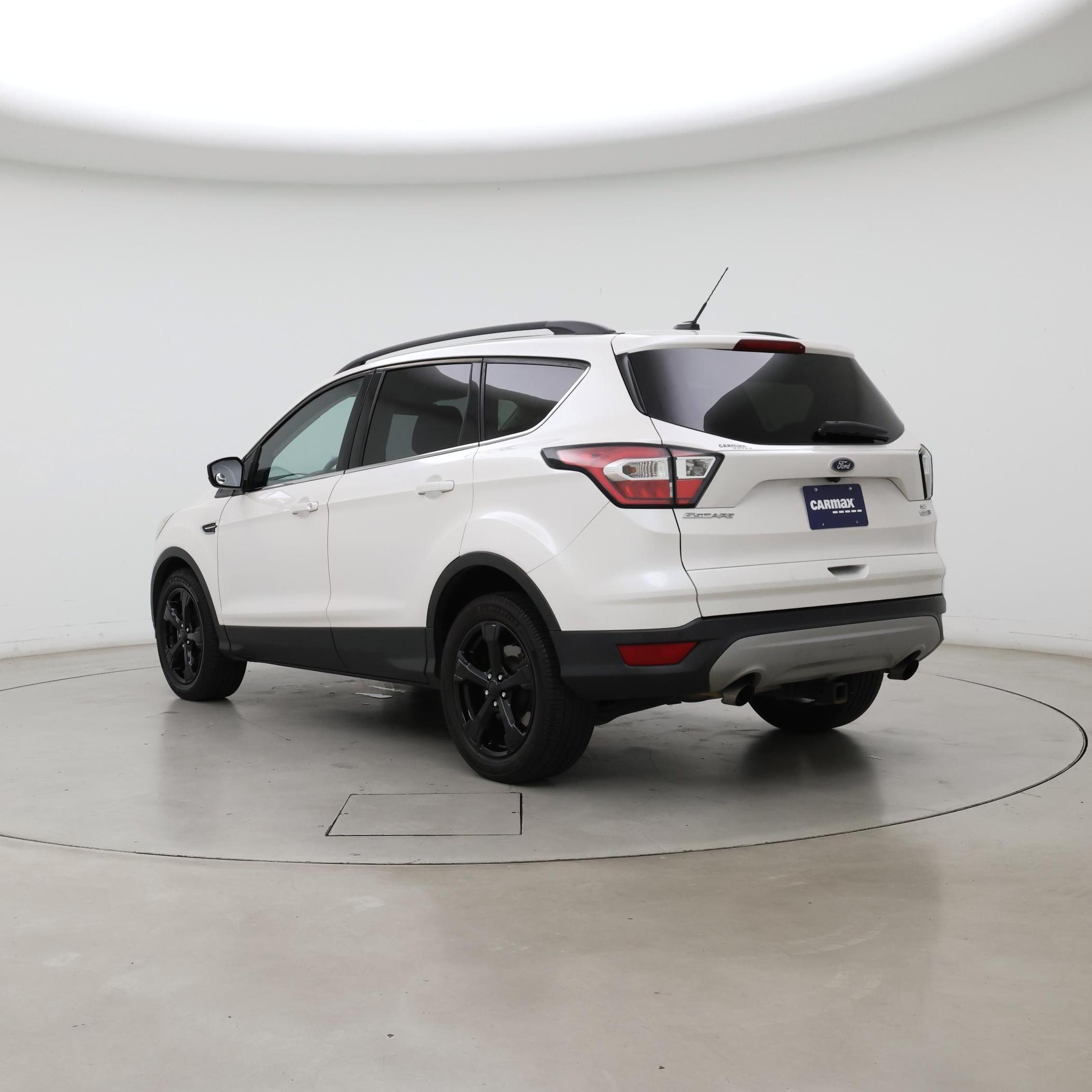Thumbnail: 2017 Ford Escape - 2