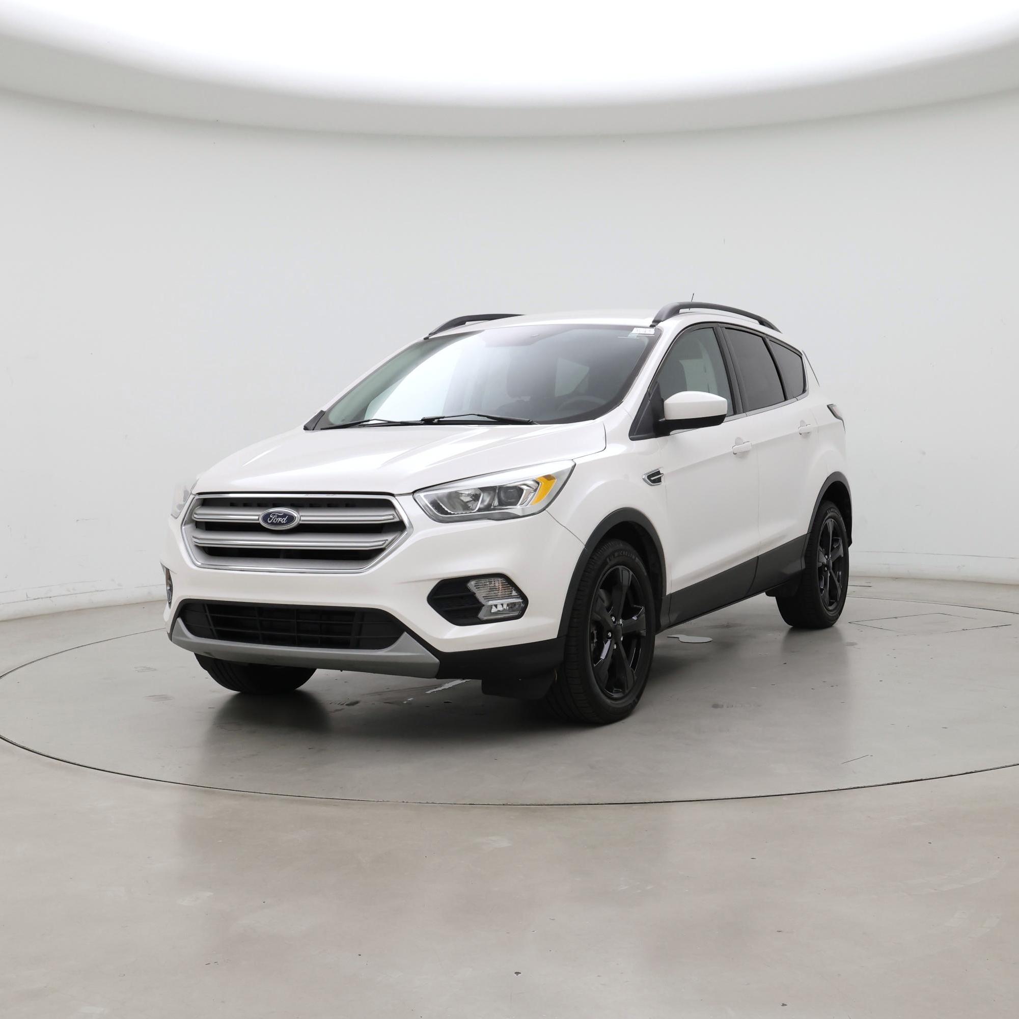 Thumbnail: 2017 Ford Escape - 4