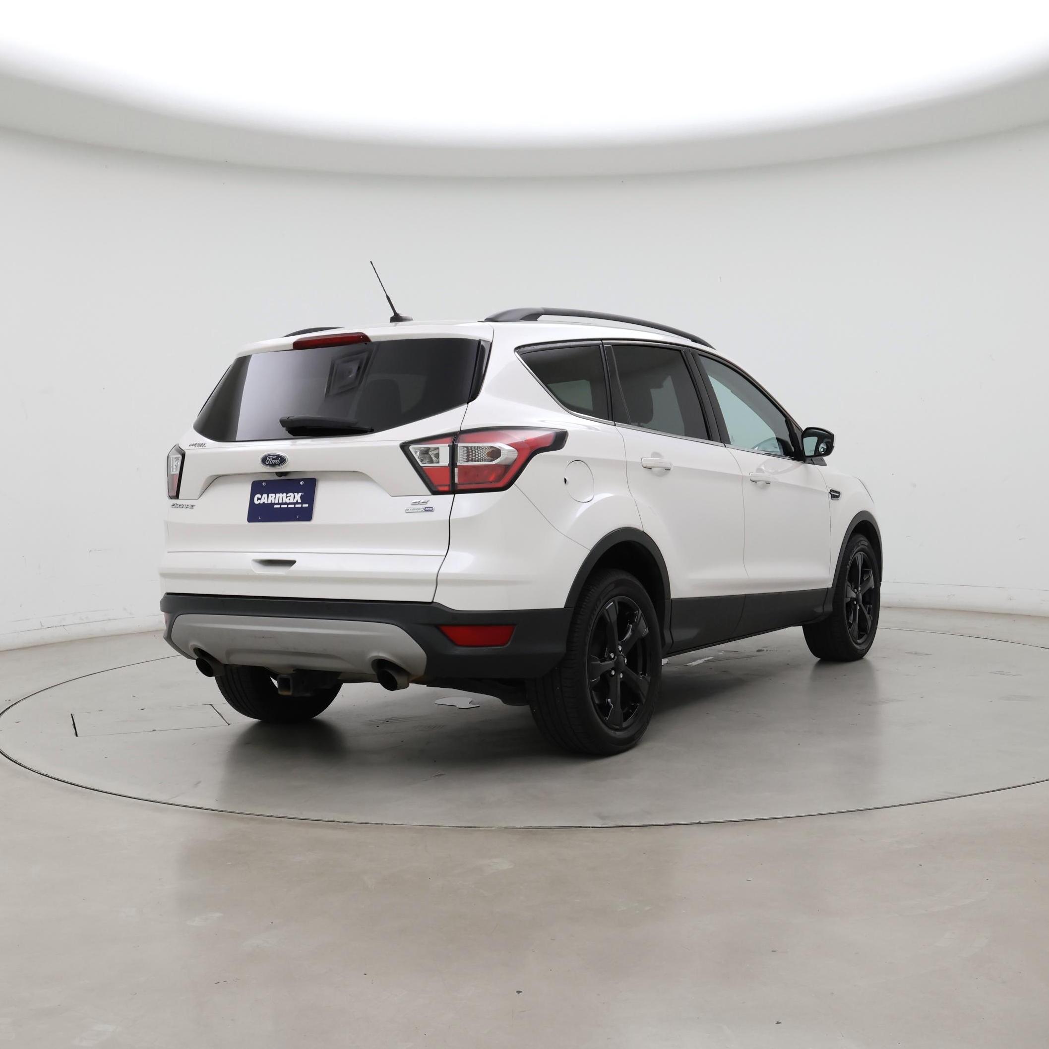 Thumbnail: 2017 Ford Escape - 8