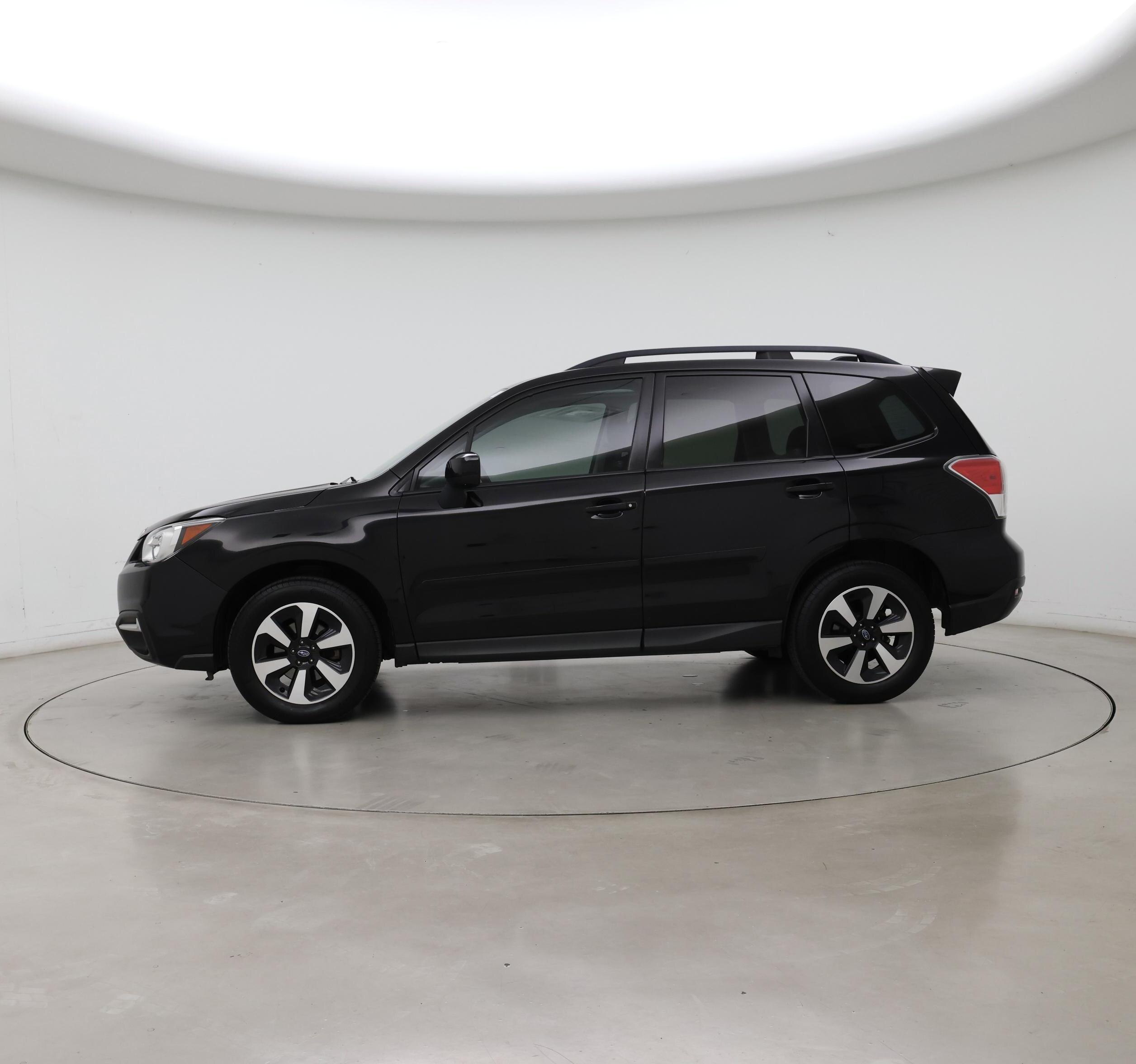 Thumbnail: 2018 Subaru Forester - 3