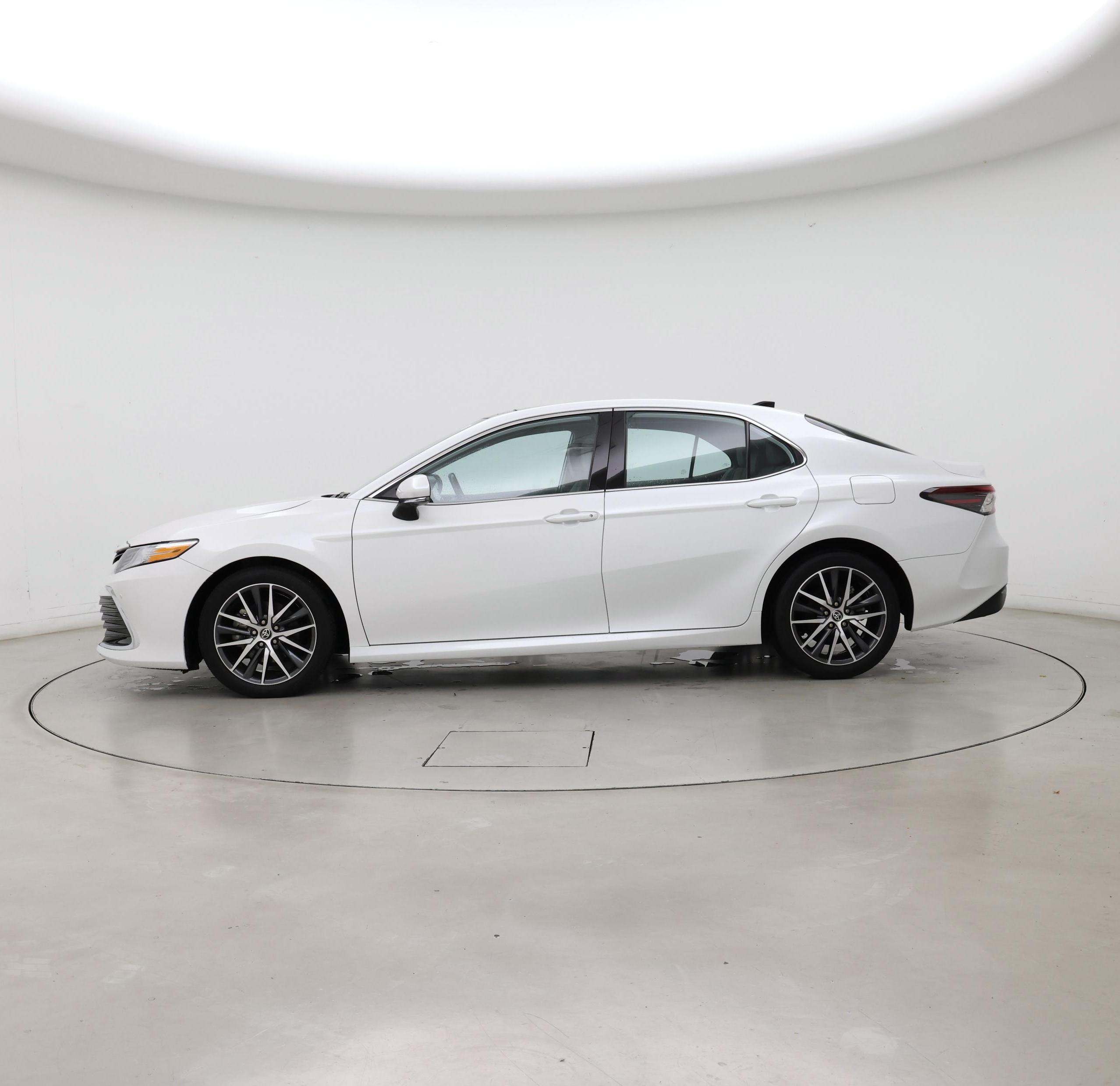 Thumbnail: 2023 Toyota Camry - 3