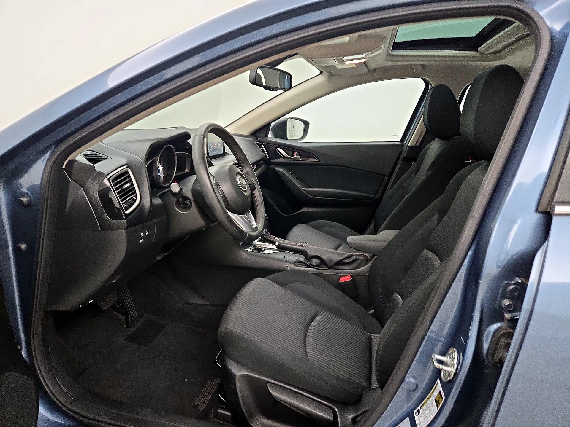 Thumbnail: 2016 Mazda Mazda3 - 11