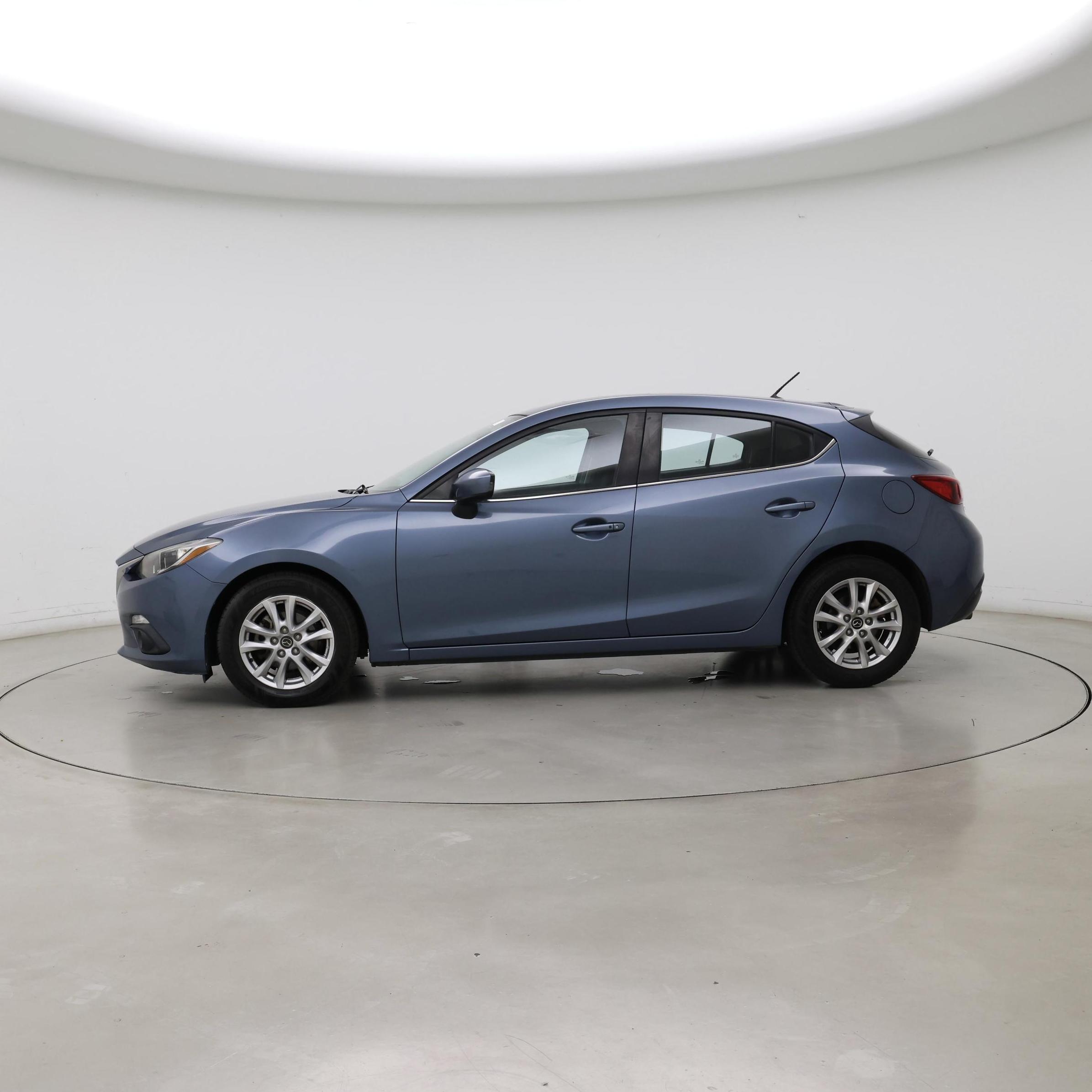 Thumbnail: 2016 Mazda Mazda3 - 3