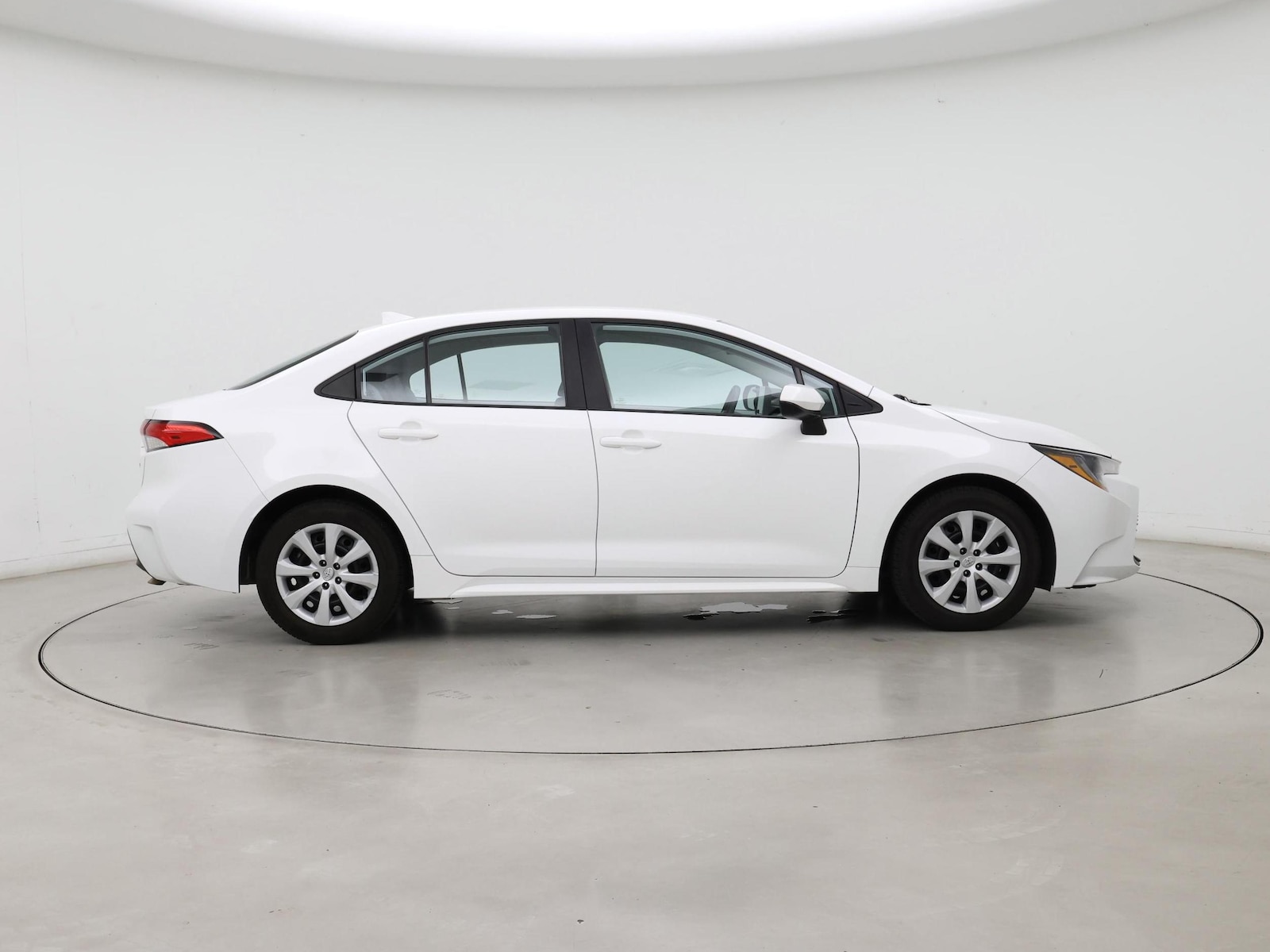 2023 Toyota Corolla LE - Photo 8