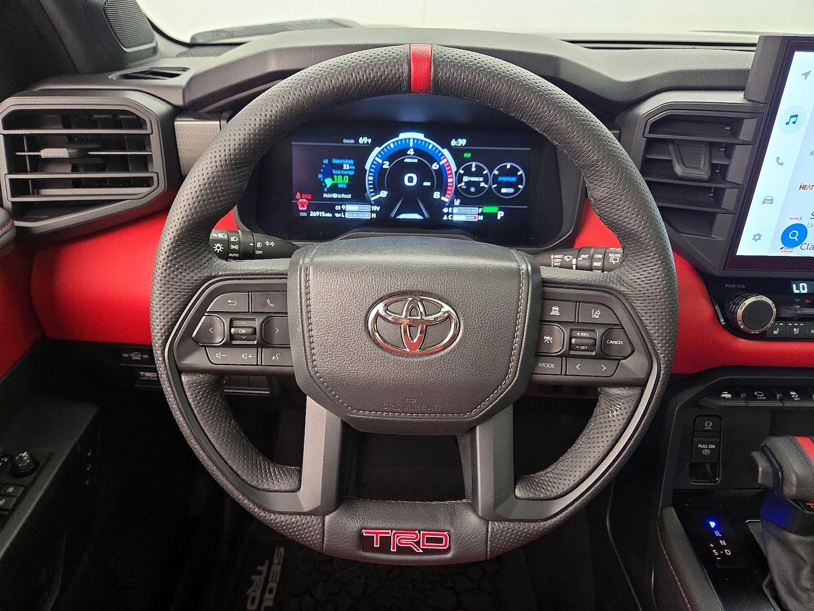 2025 Toyota Sequoia TRD Pro - Photo 11
