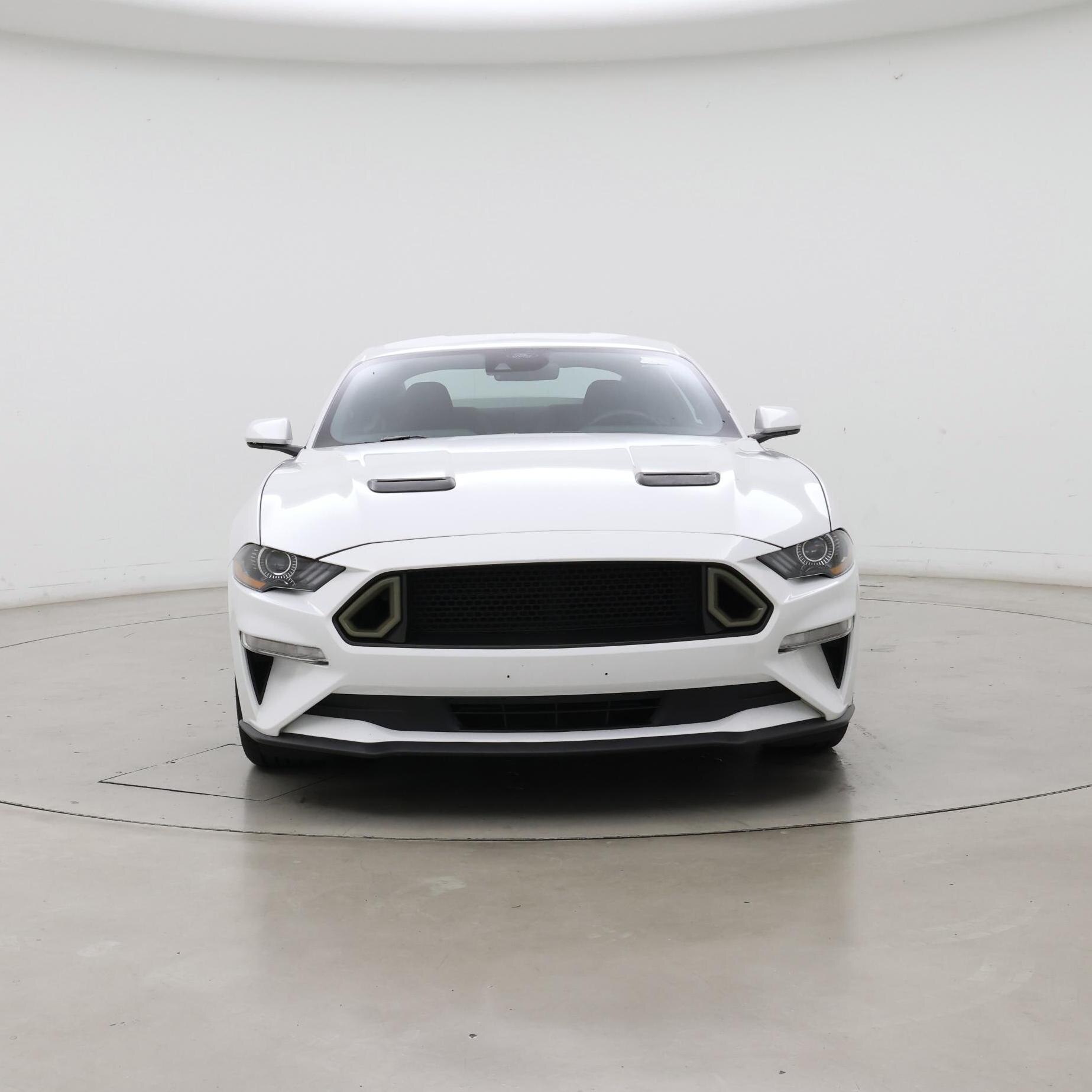 Thumbnail: 2022 Ford Mustang - 5