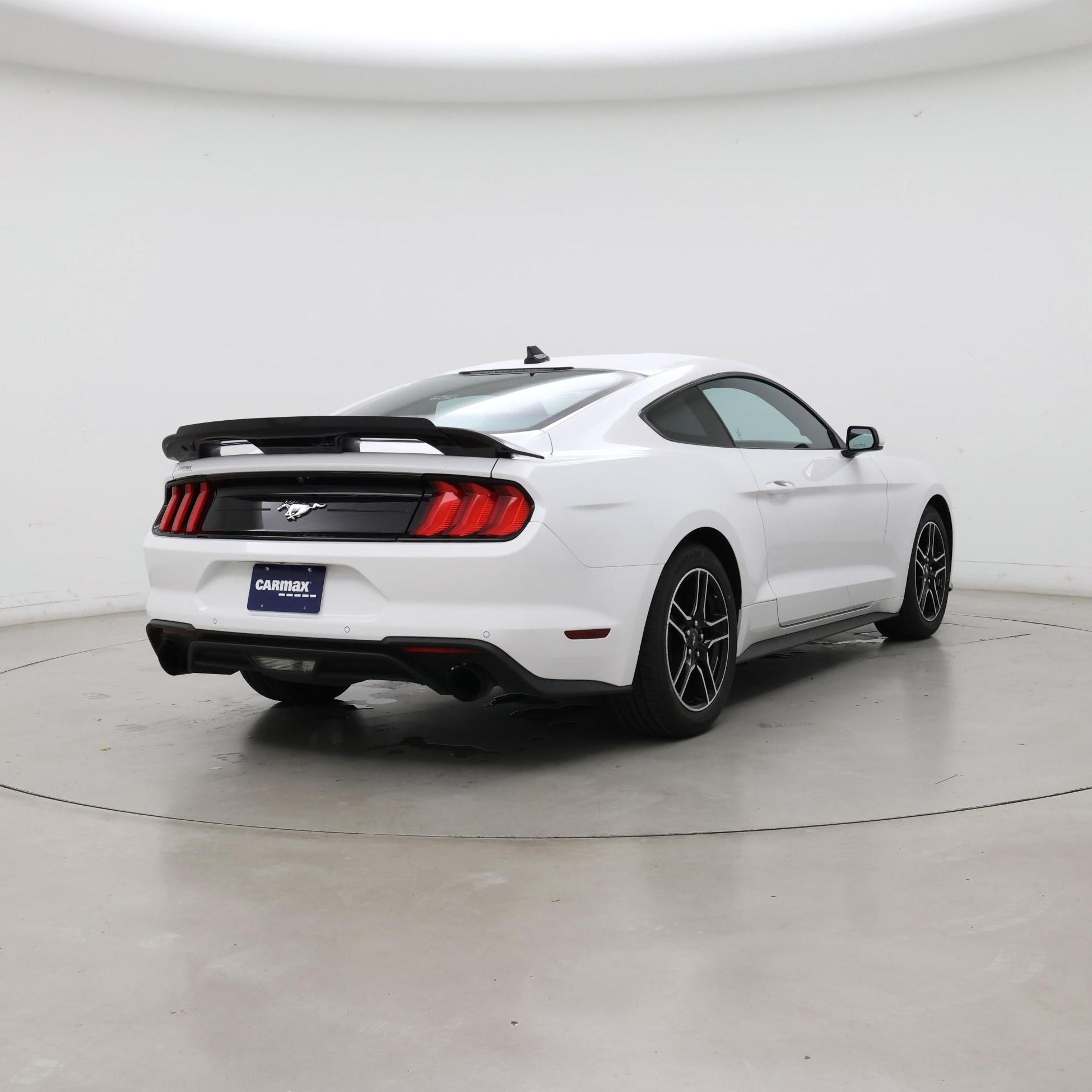 Thumbnail: 2022 Ford Mustang - 8