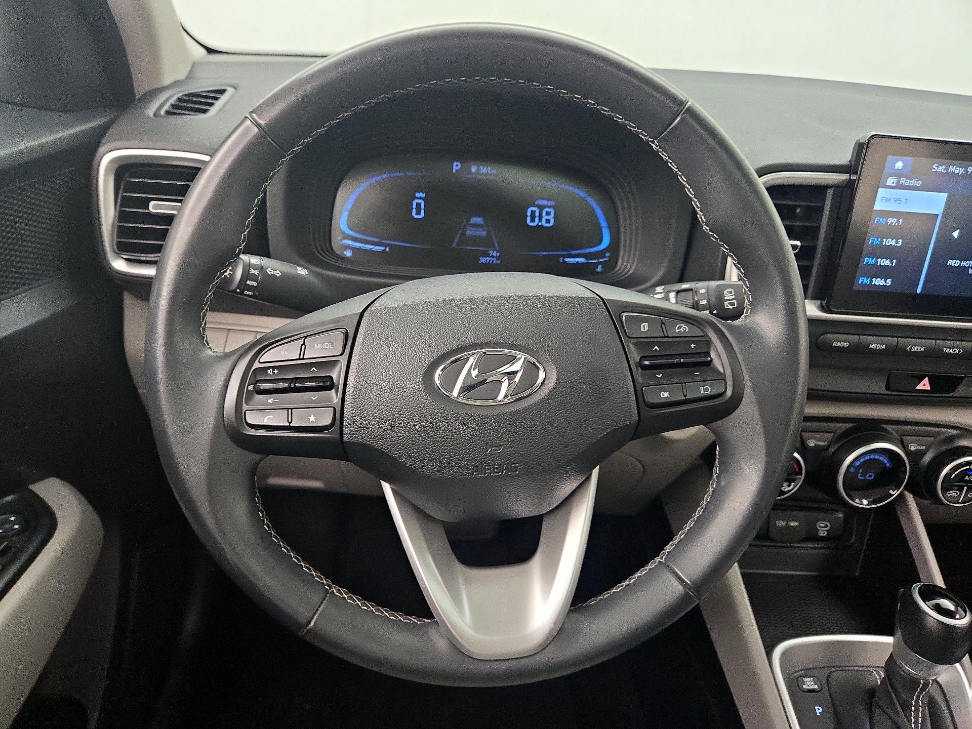 Thumbnail: 2024 Hyundai Venue - 10