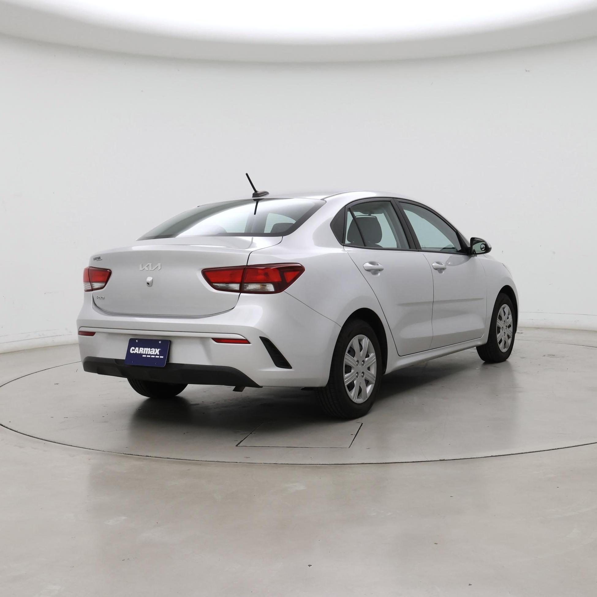 Thumbnail: 2023 Kia Rio - 8