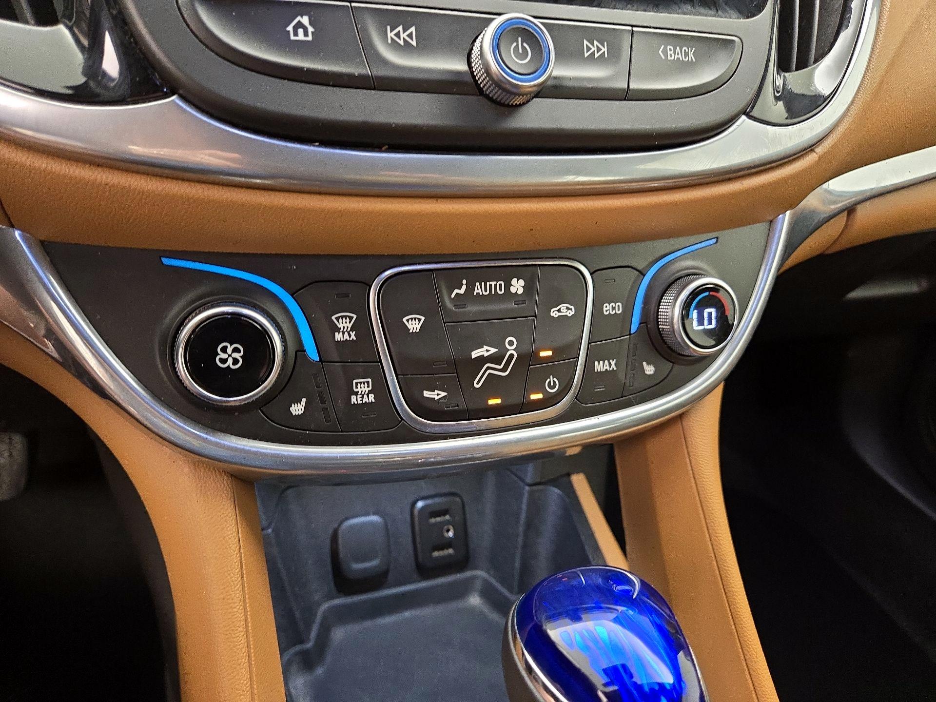 Thumbnail: 2017 Chevrolet Volt - 16
