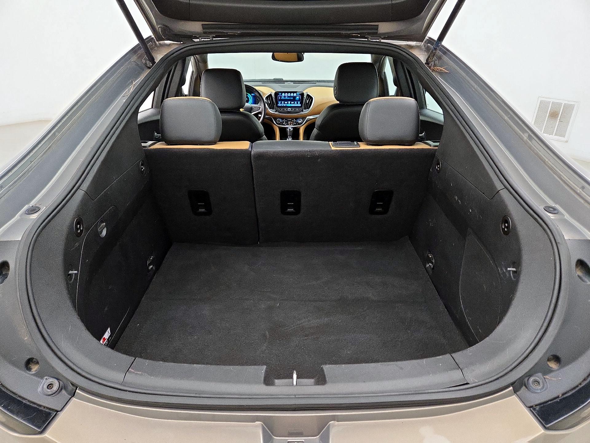 Thumbnail: 2017 Chevrolet Volt - 20