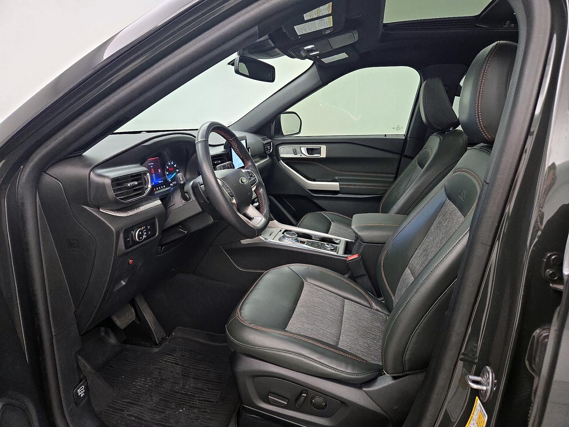Thumbnail: 2023 Ford Explorer - 11