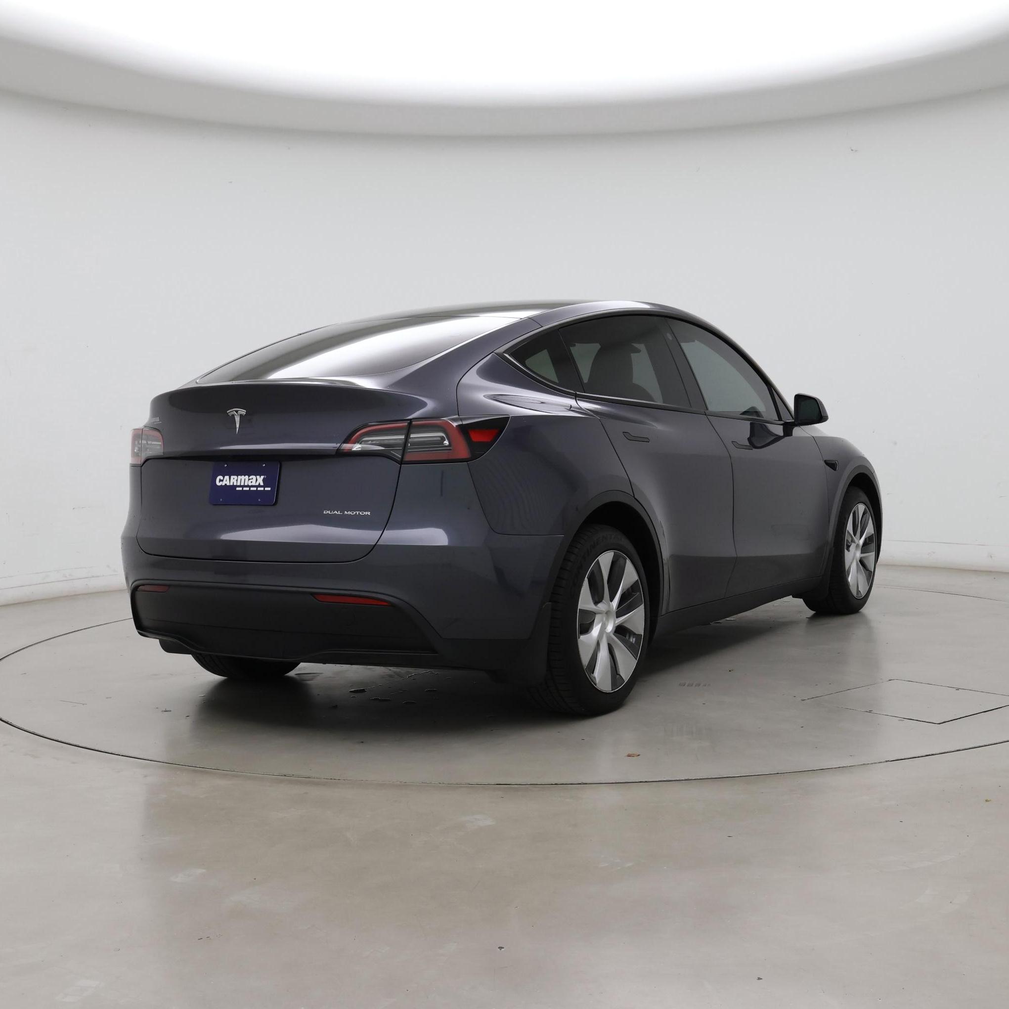 Thumbnail: 2023 Tesla Model Y - 8
