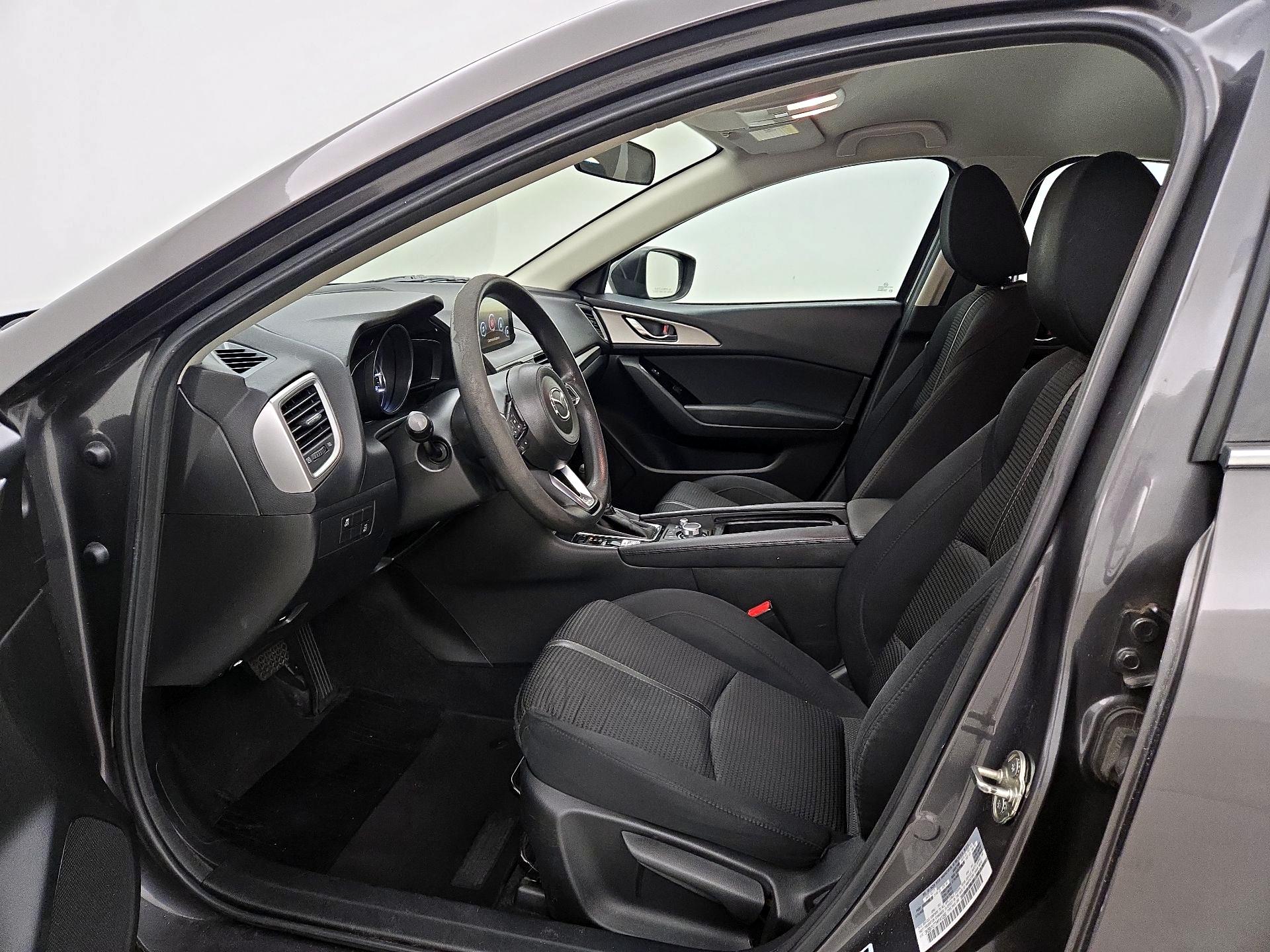 Thumbnail: 2017 Mazda Mazda3 - 11