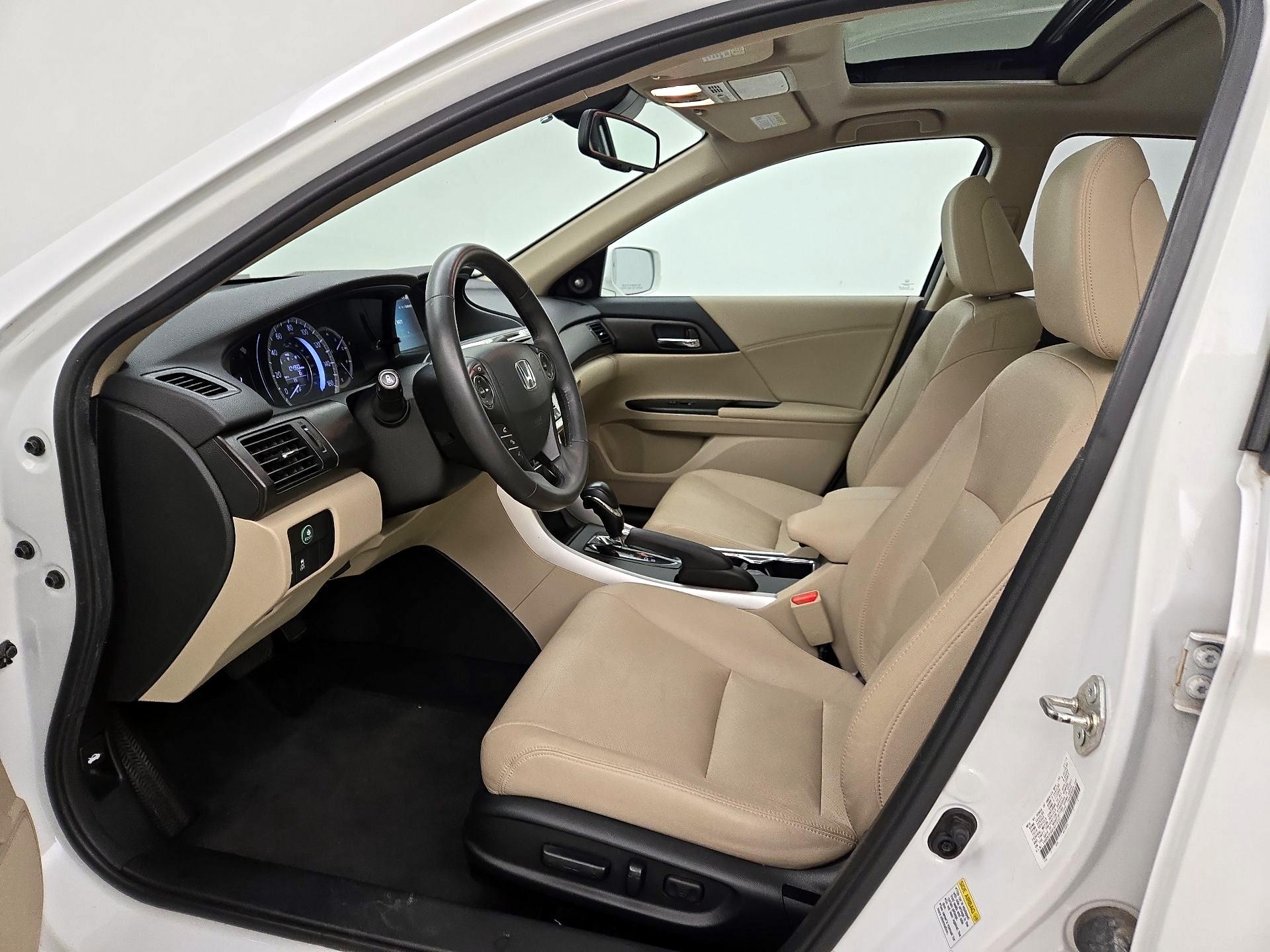 Thumbnail: 2015 Honda Accord - 11