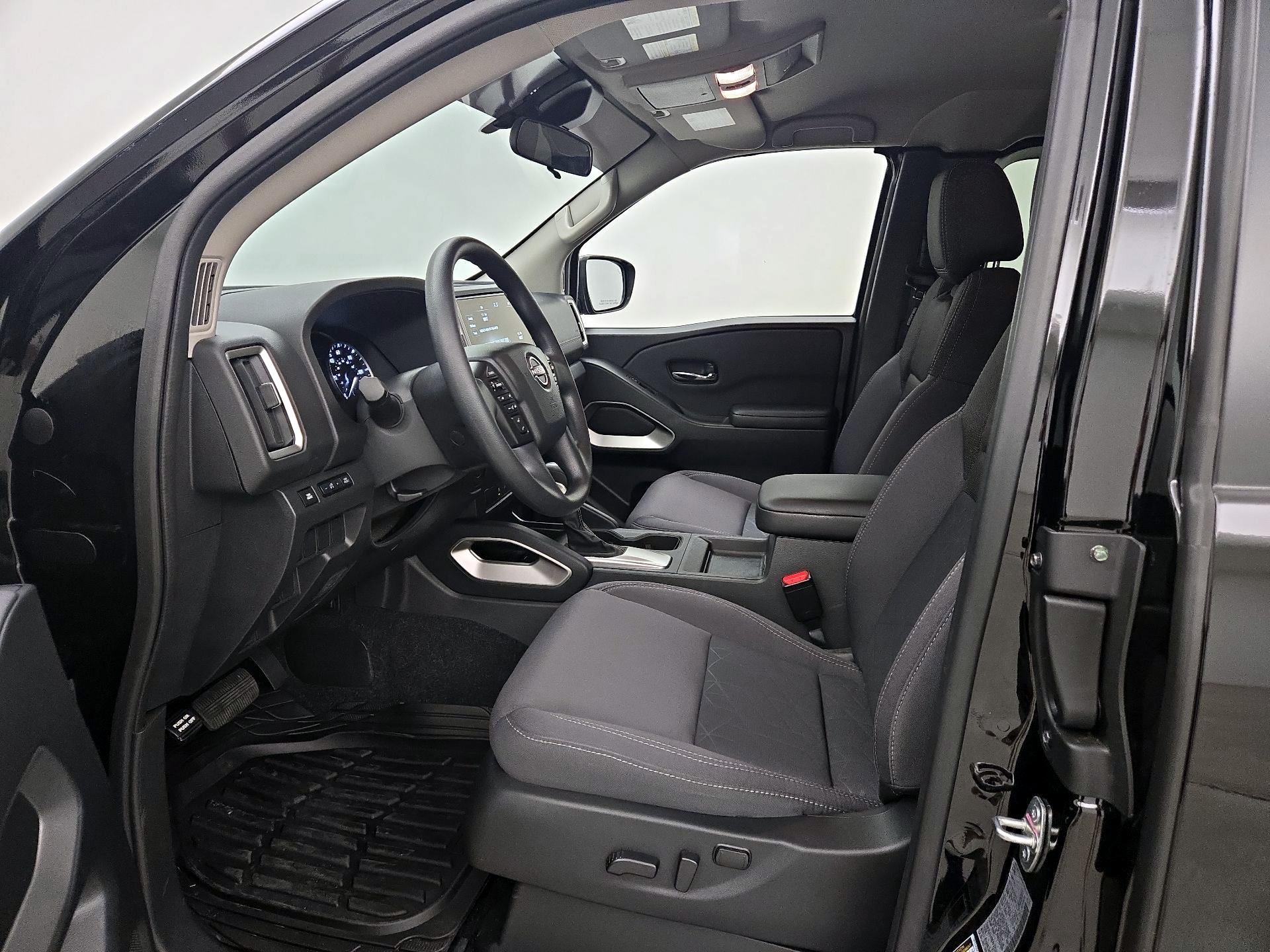 Thumbnail: 2025 Nissan Frontier - 11