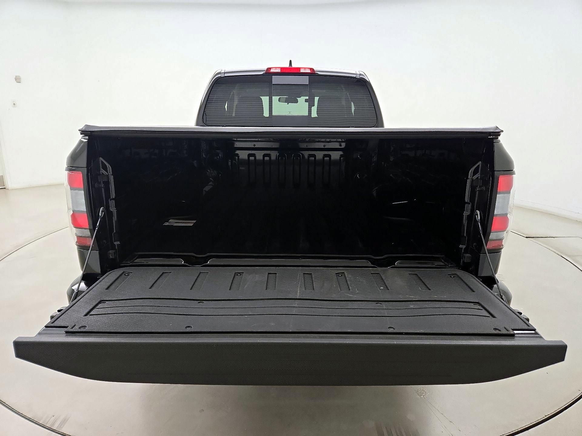 Thumbnail: 2025 Nissan Frontier - 20